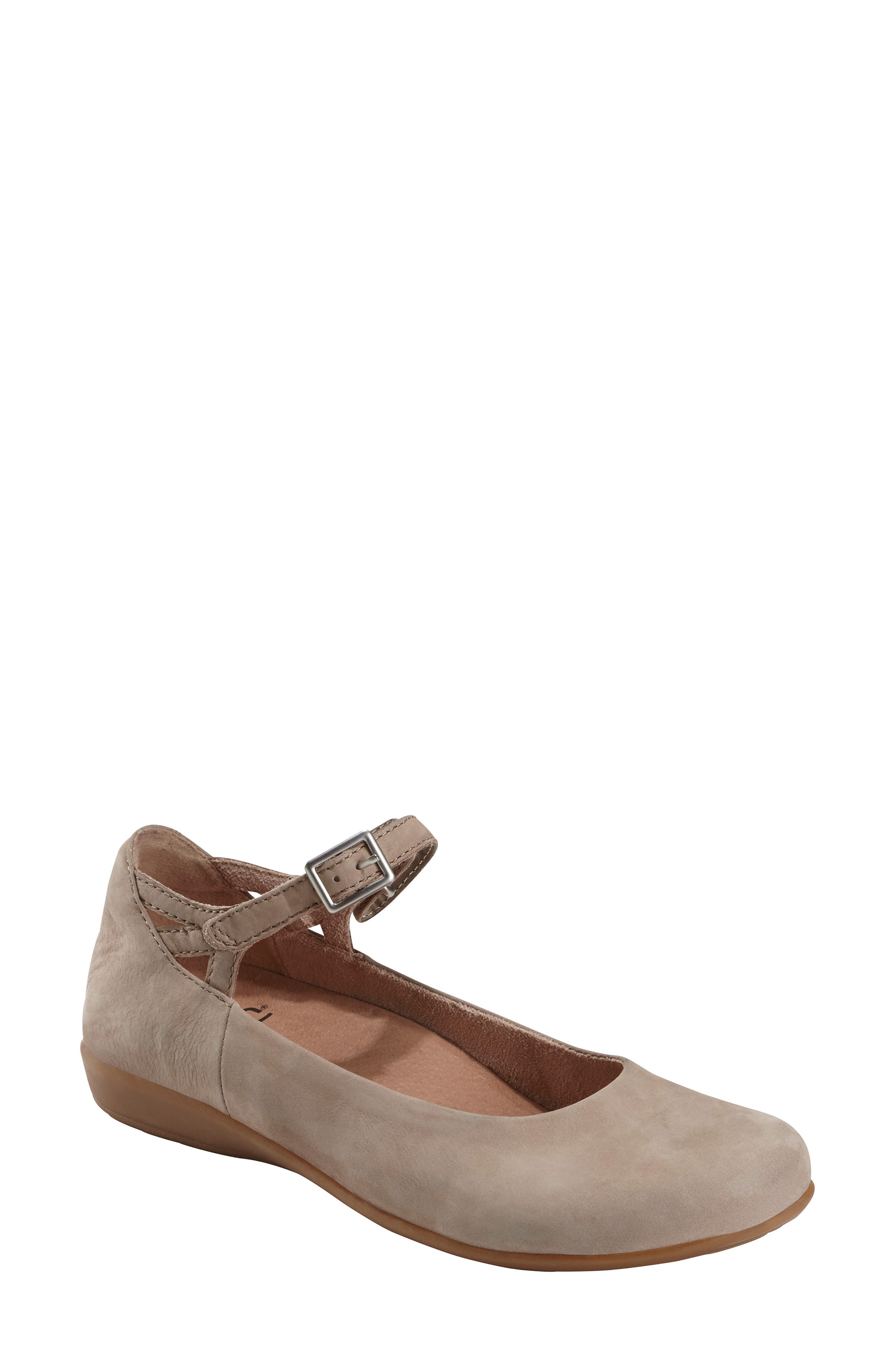 Earth Alma Mary Jane Flat, Beige