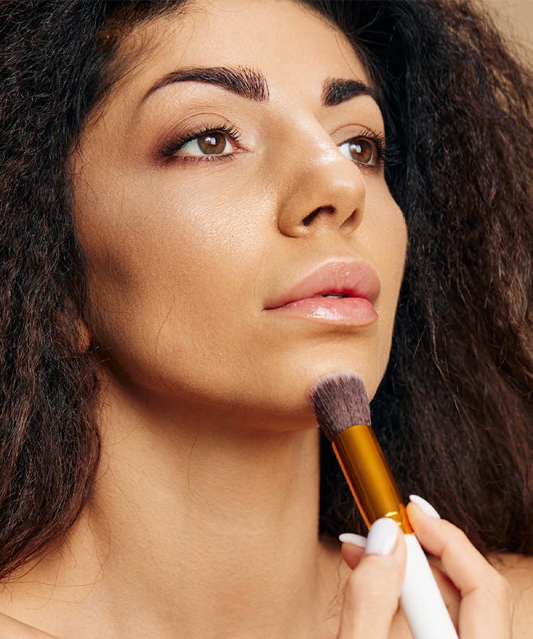 How To Contour Your Face for a Lifted, Sculpted Appearance