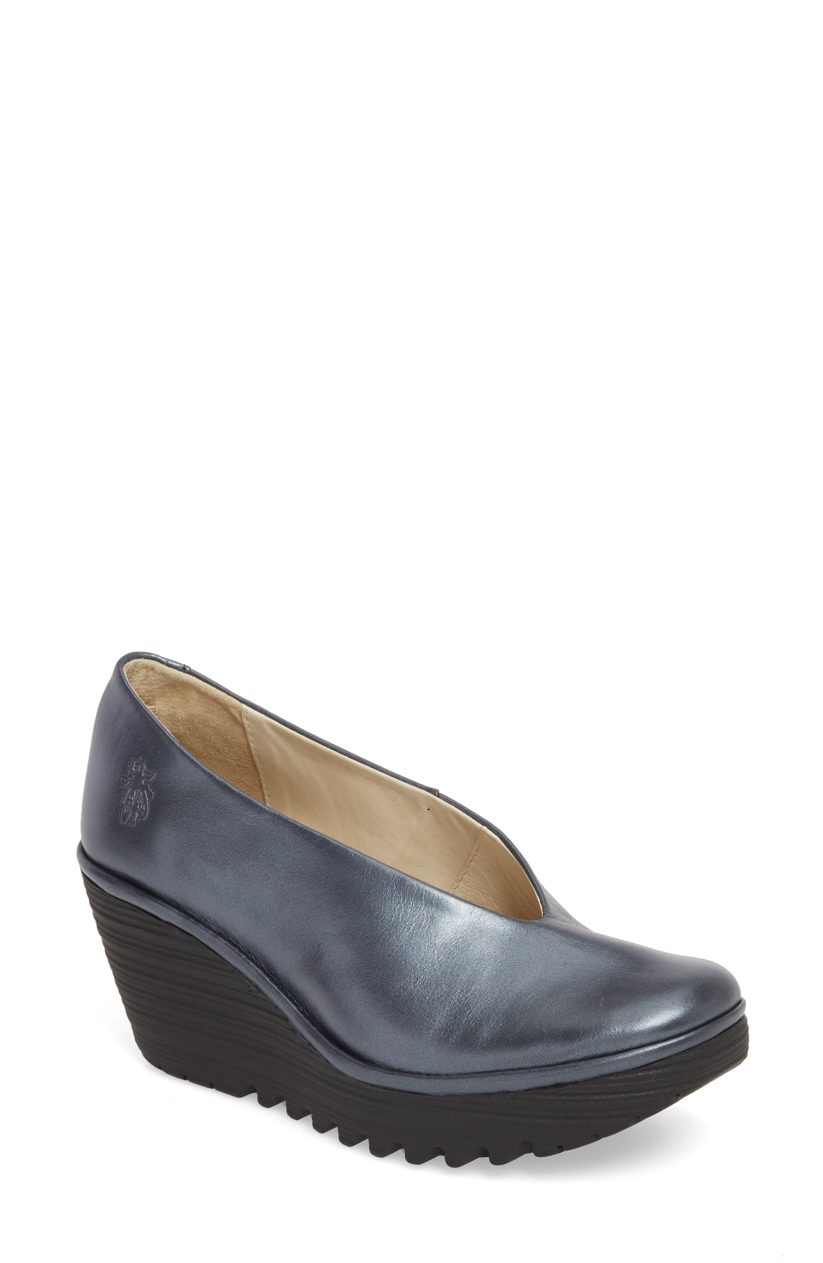 'Yaz' Wedge Pump,
                        Main,
                        color, GRAPHITE