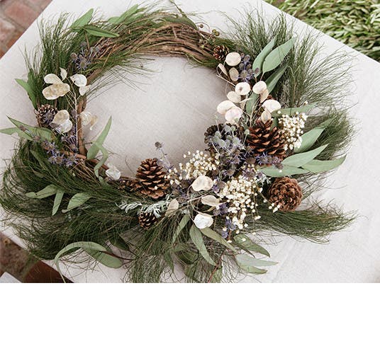 Holiday wreath by Jenni Kayne.