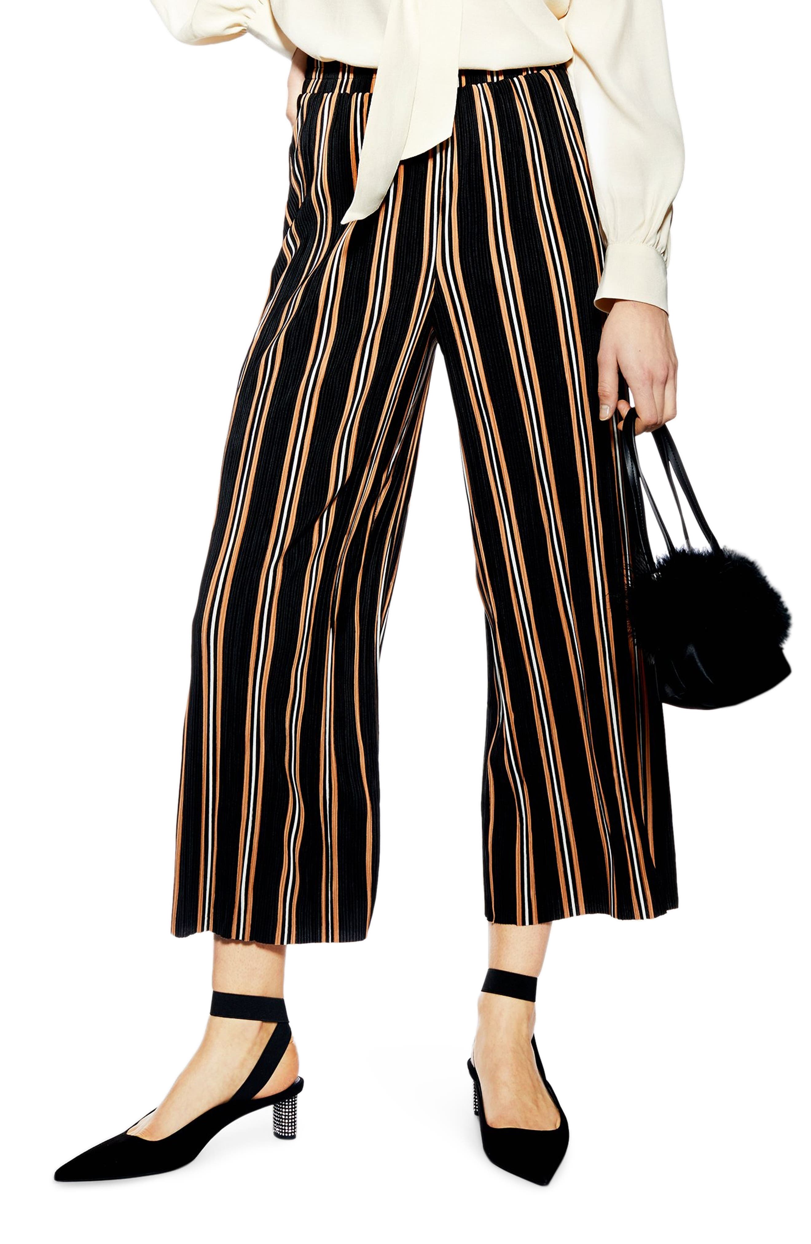 The Best Pants for Petite Women You Should Get Now