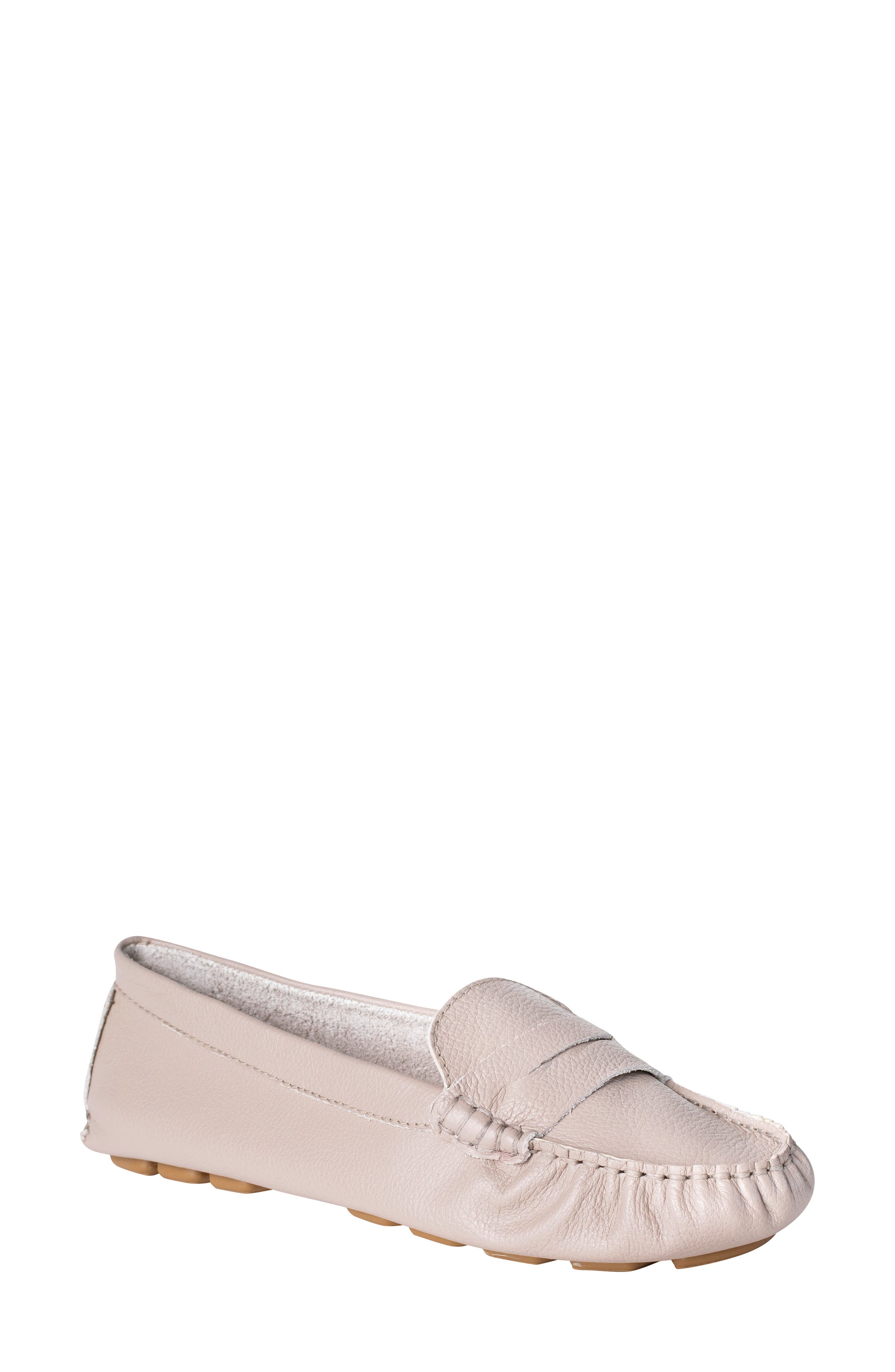 Ukies Driving Moccasin Loafer Beige