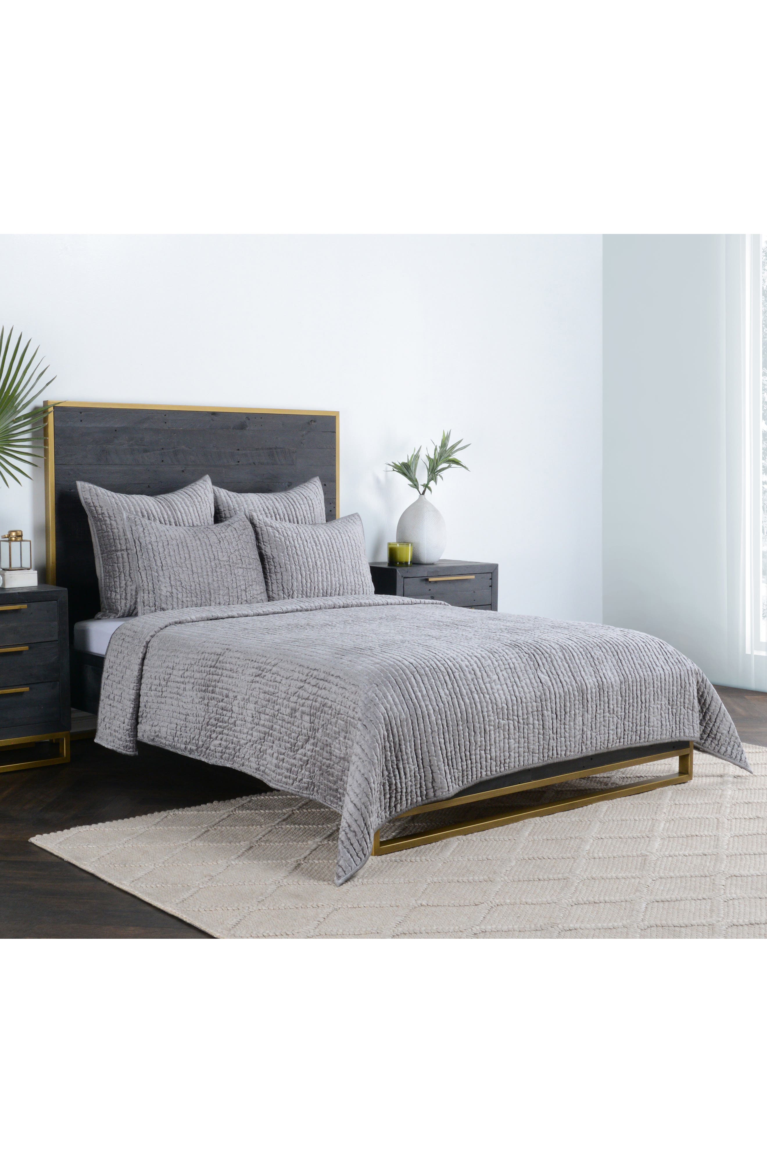 Villa Home Collection Bari Velvet Quilt Nordstrom