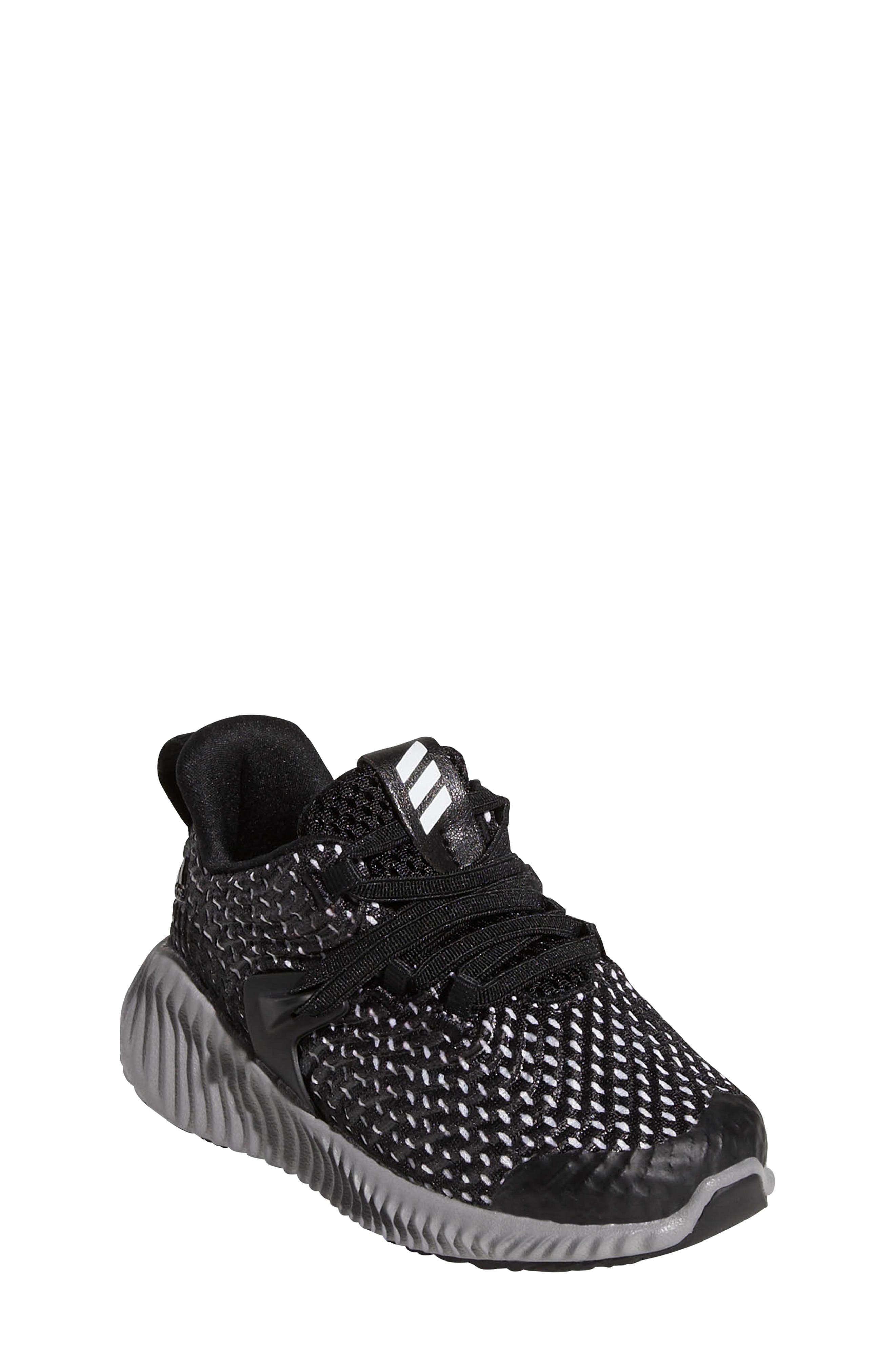 alphabounce instinct women's shoes