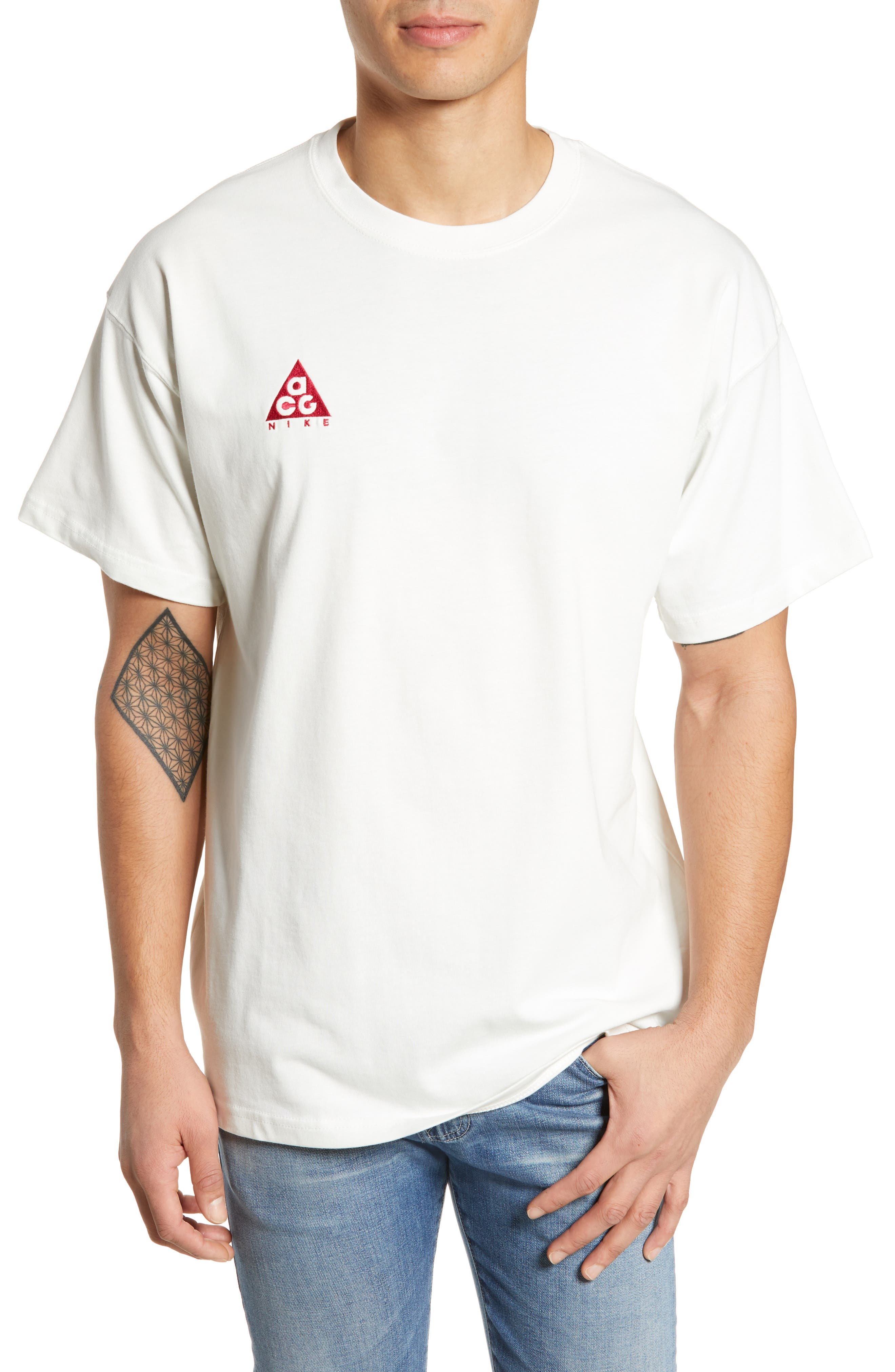 Nike Nrg All Conditions Gear Logo T-Shirt, White