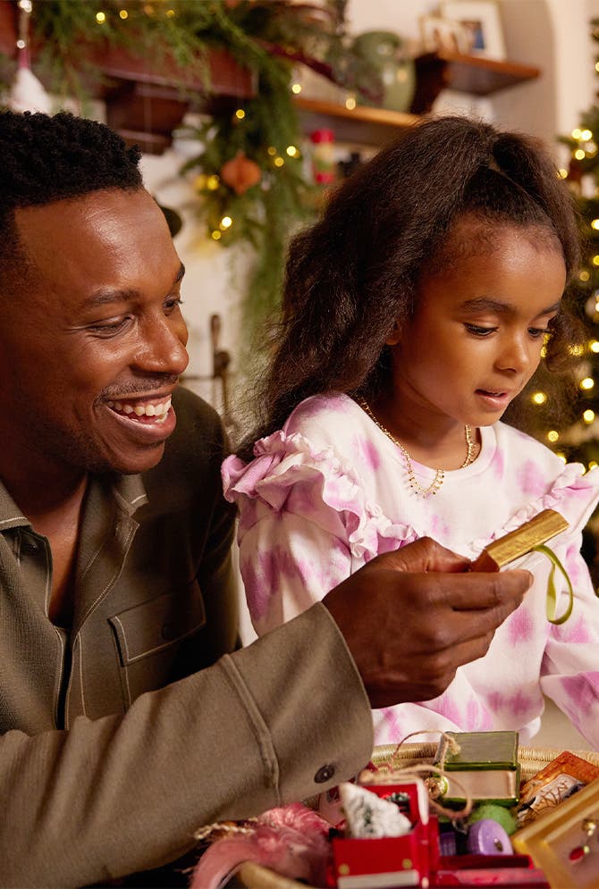 Holiday Tradition & Nostalgia with Leslie Odom Jr. & Family