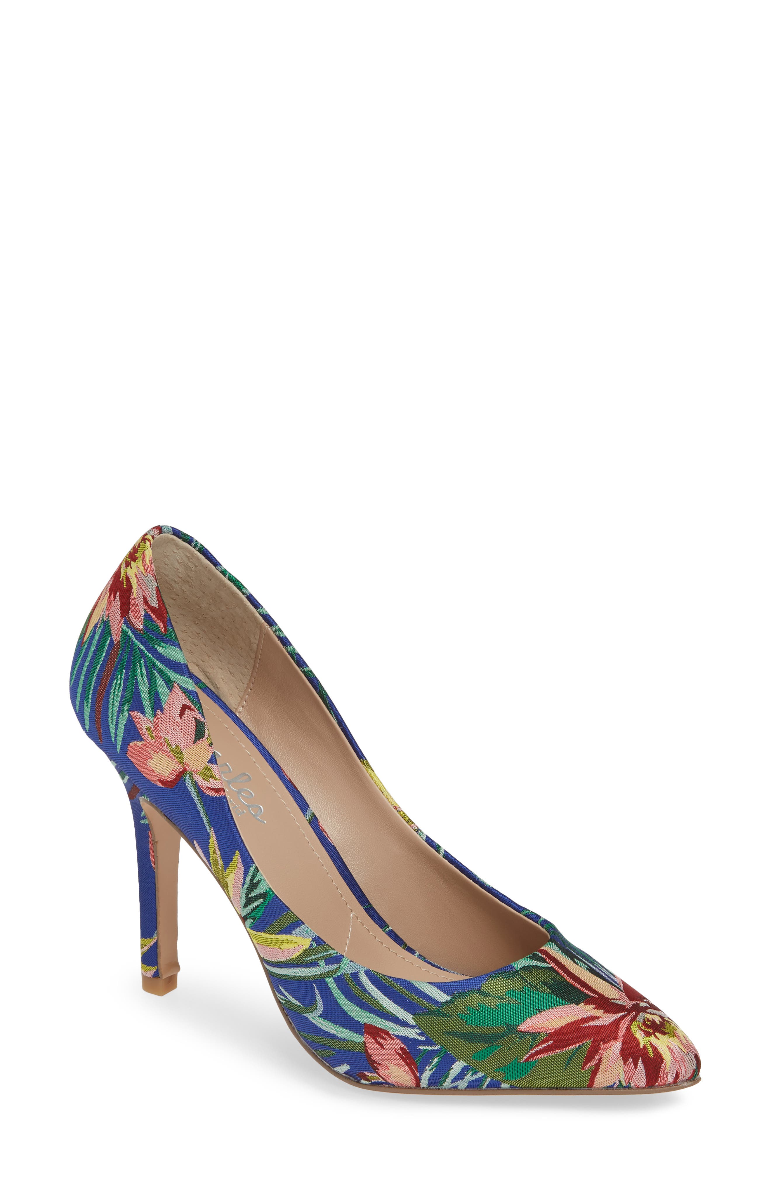 Charles By Charles David Maxx Pointy Toe Pump, Blue