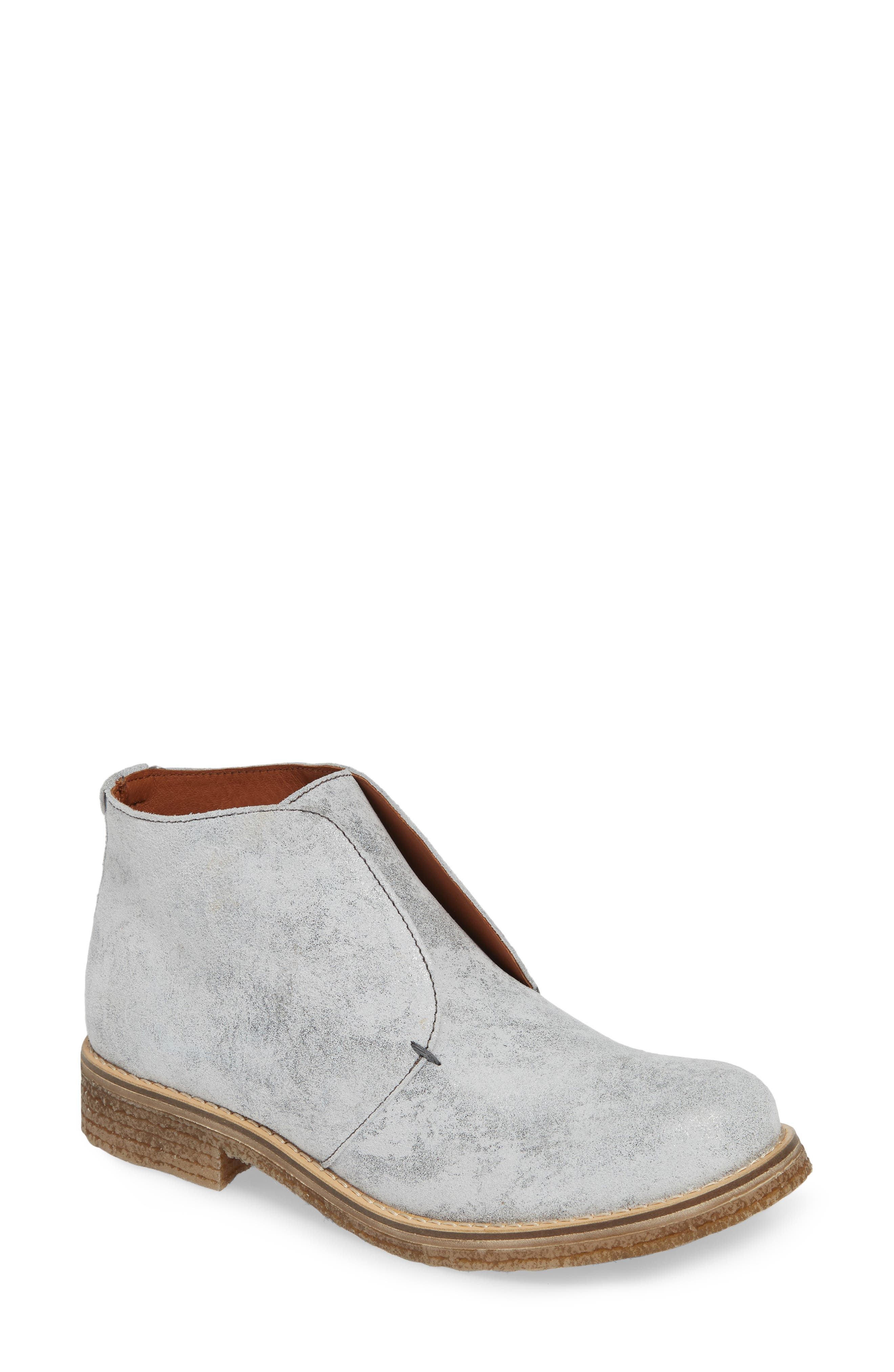 Bos. & Co. Tvol Laceless Chukka Boot