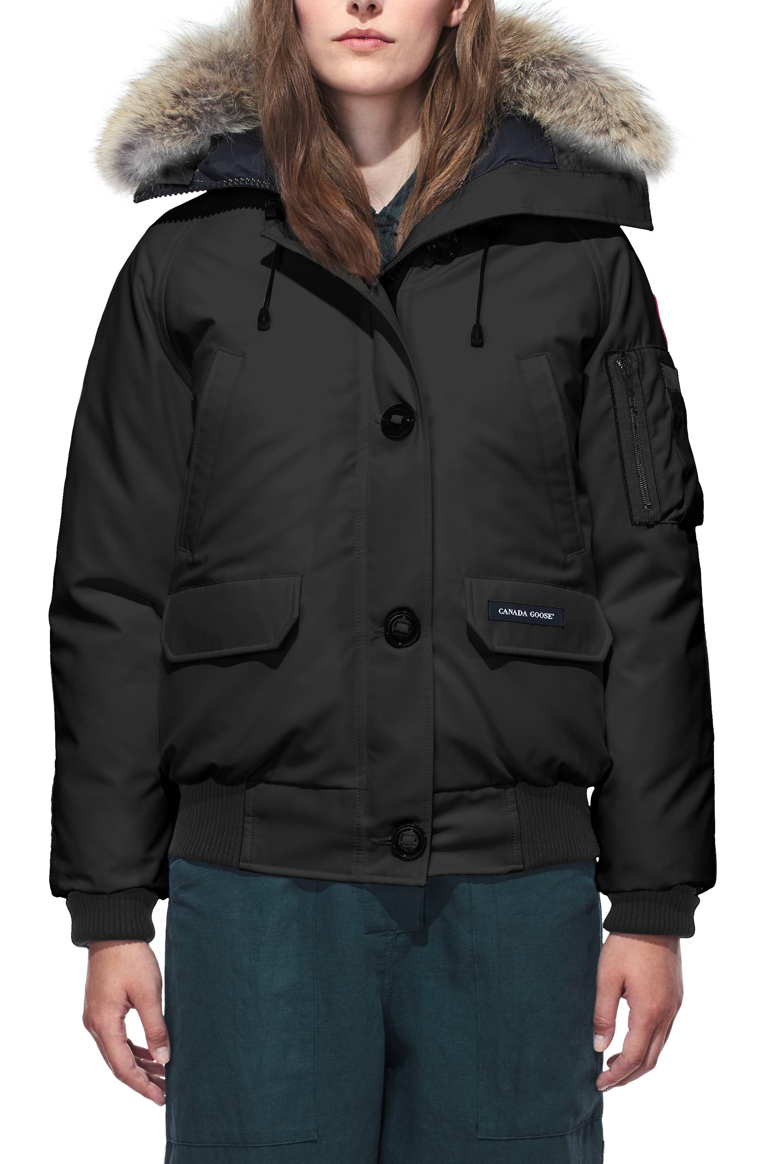Petite Canada Goose Chilliwack Fusion Fit 625 Fill Power Down Bomber Jacket With Genuine Coyote Fur Trim, P (6-8P) - Black