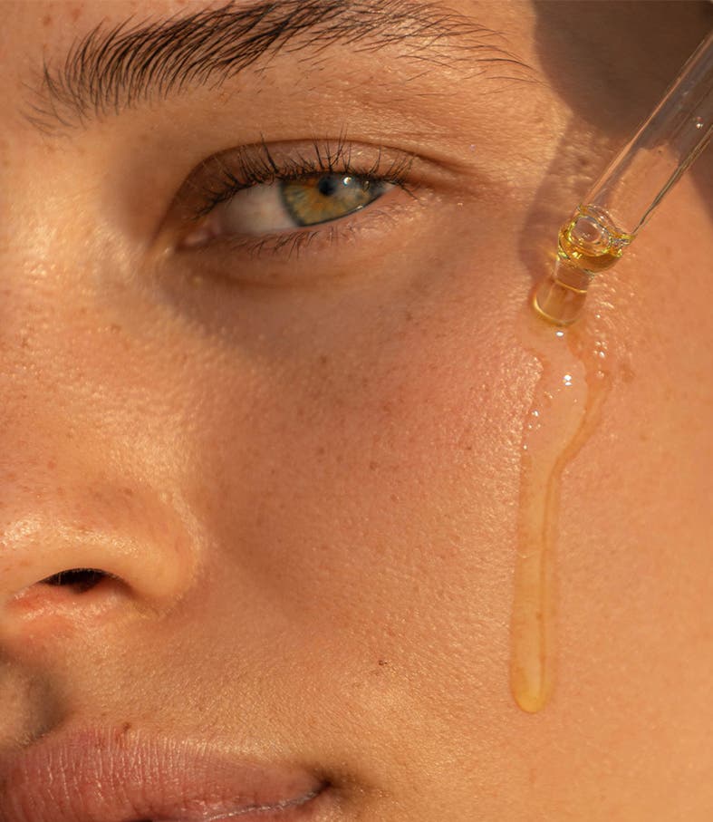 Complete Guide to Face Oils & Their Benefits