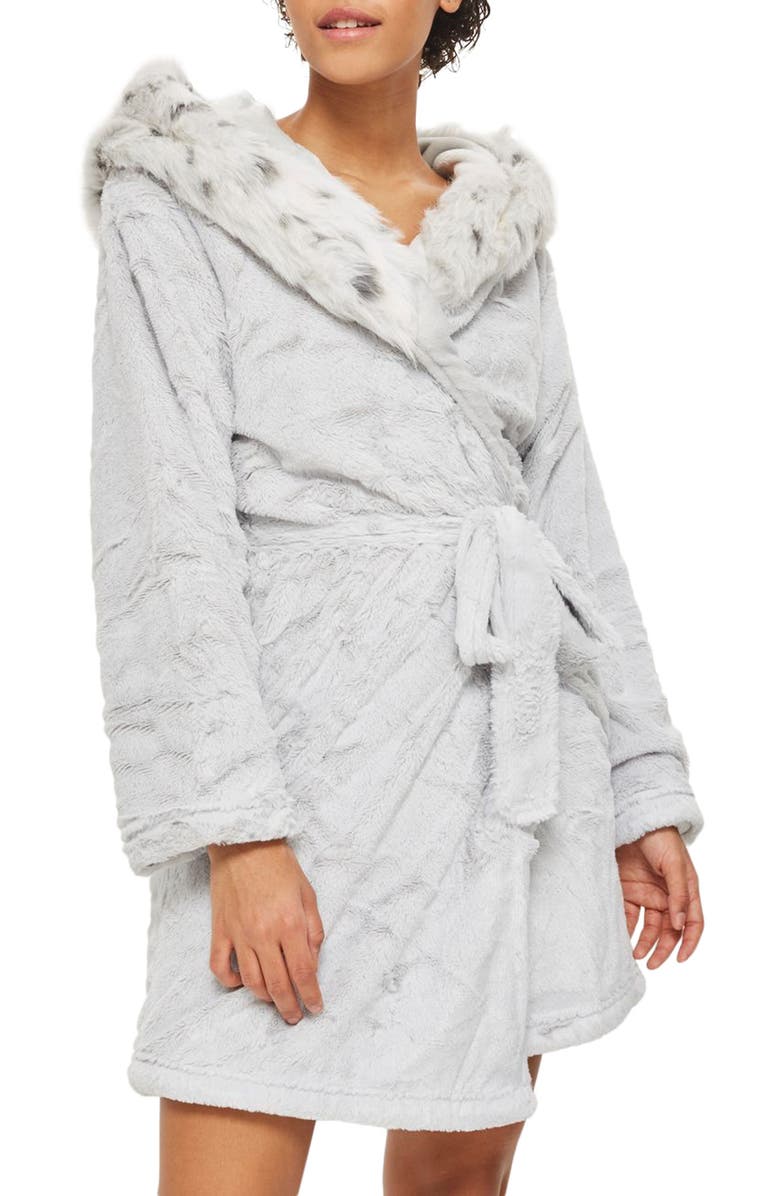 Topshop Faux Fur Hooded Short Robe | Nordstrom