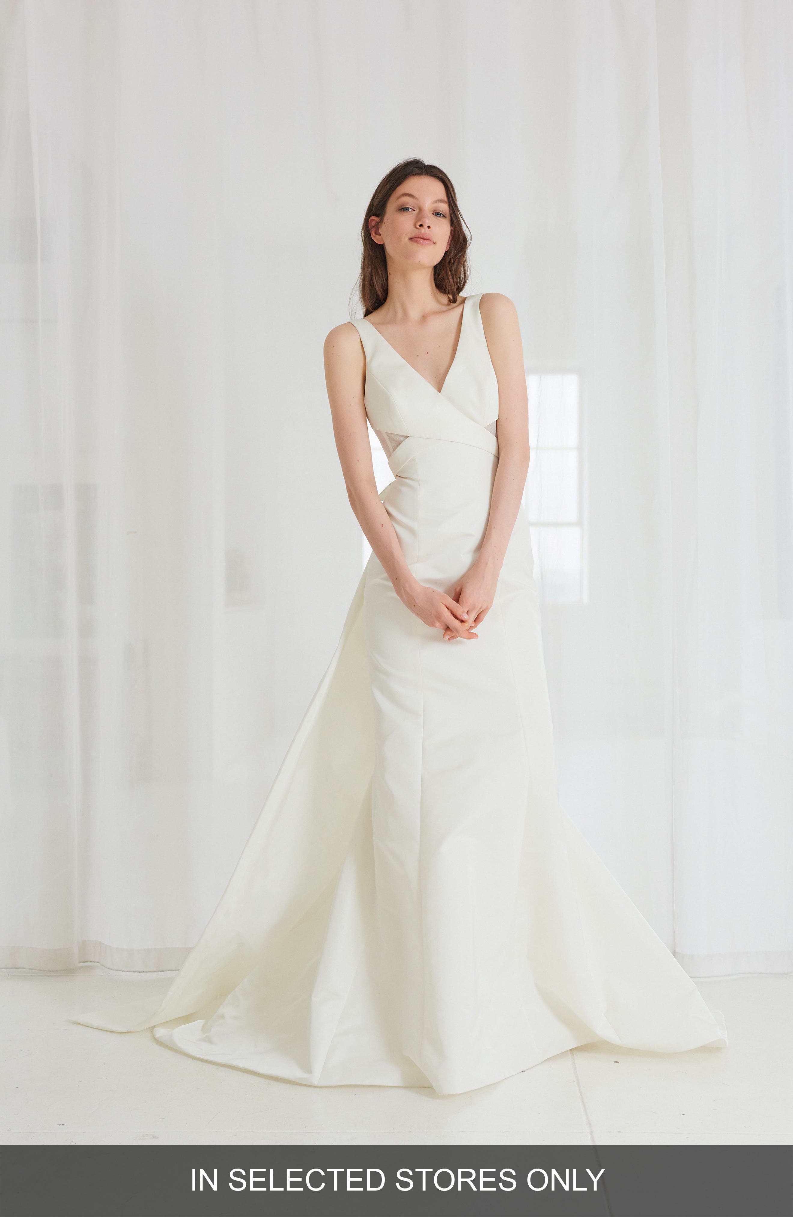 Amsale Cooper Fit & Flare Gown With Detachable Train, Size - Ivory