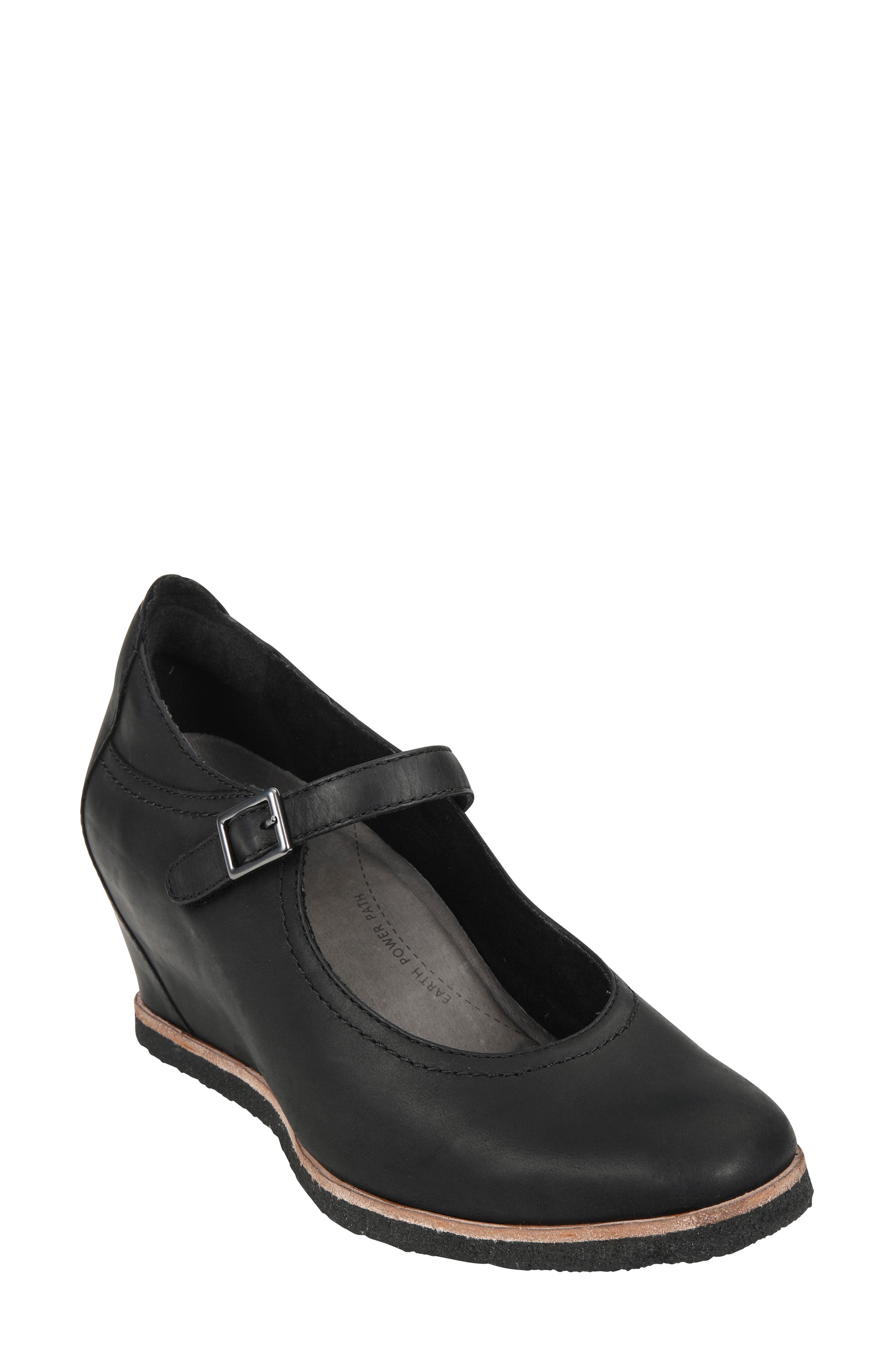 Earth Boone Mary Jane Wedge, Black