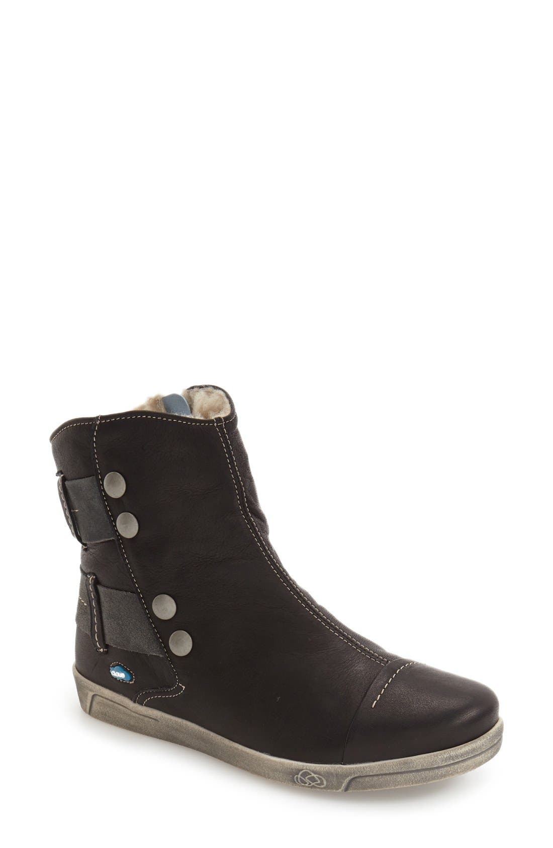 Cloud Aline Fantasy Shearling Lined Boot, Black