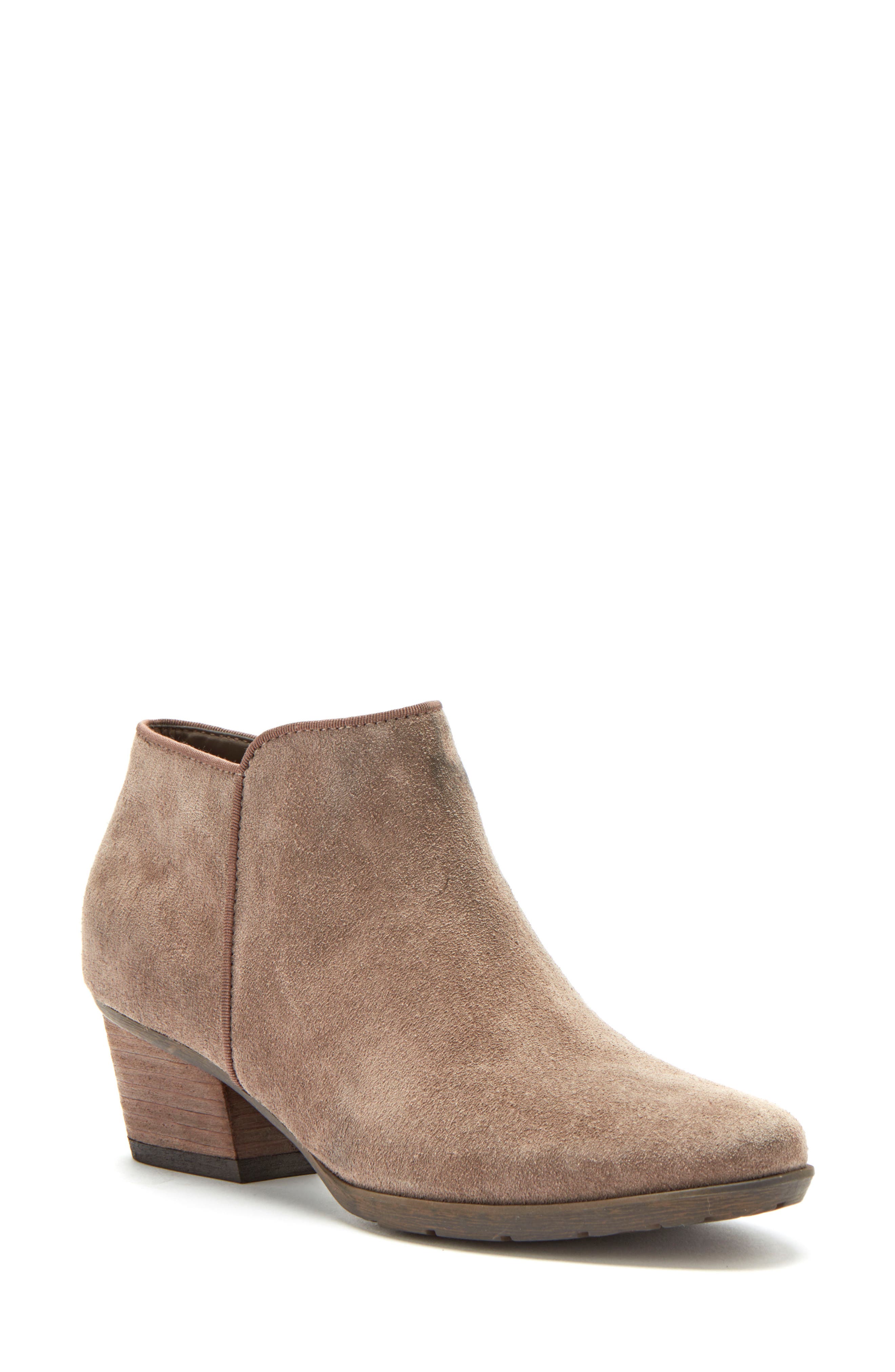 Blondo Villa Waterproof Boot, Beige