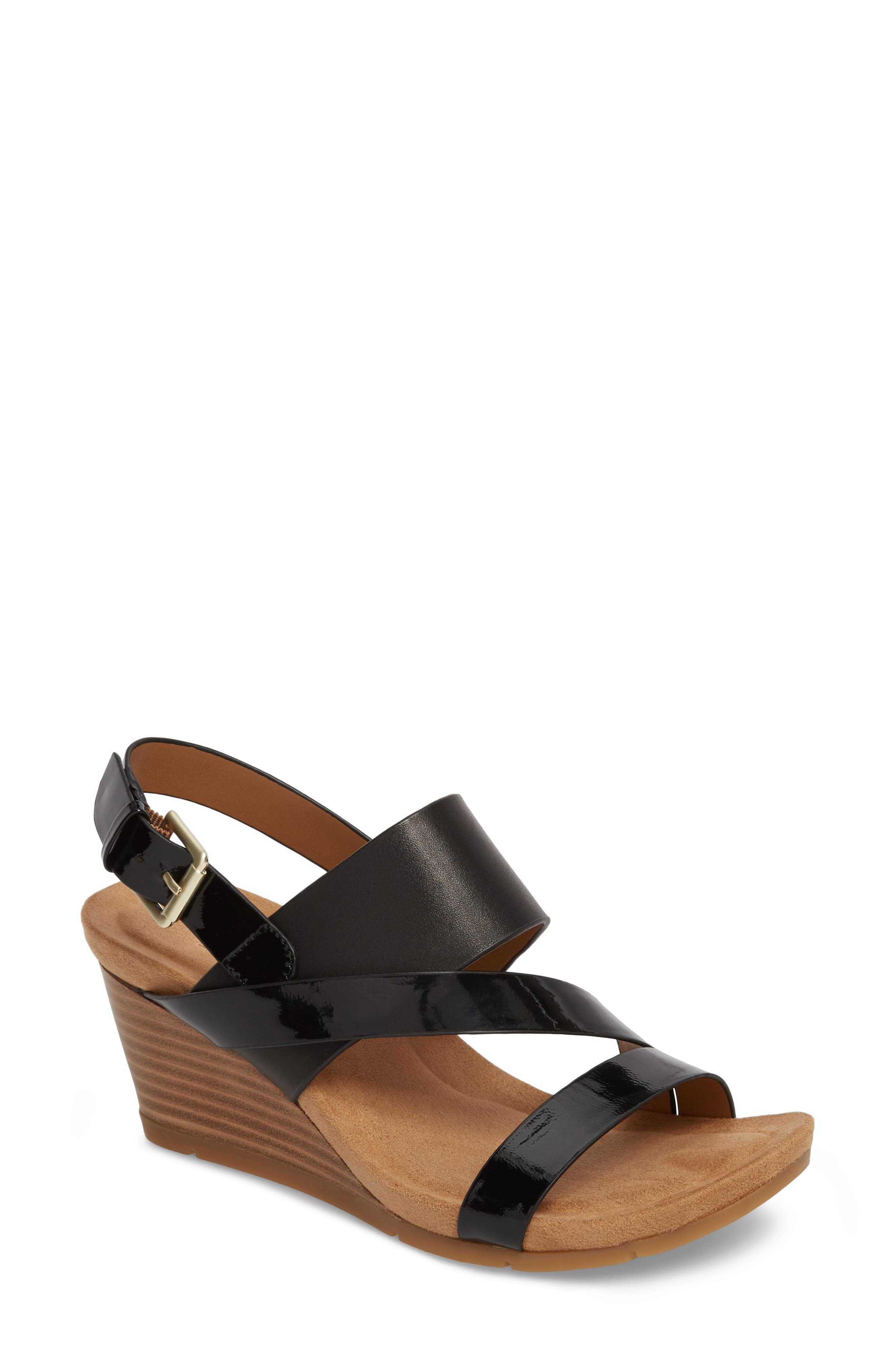 Women's Comfortiva Sandals