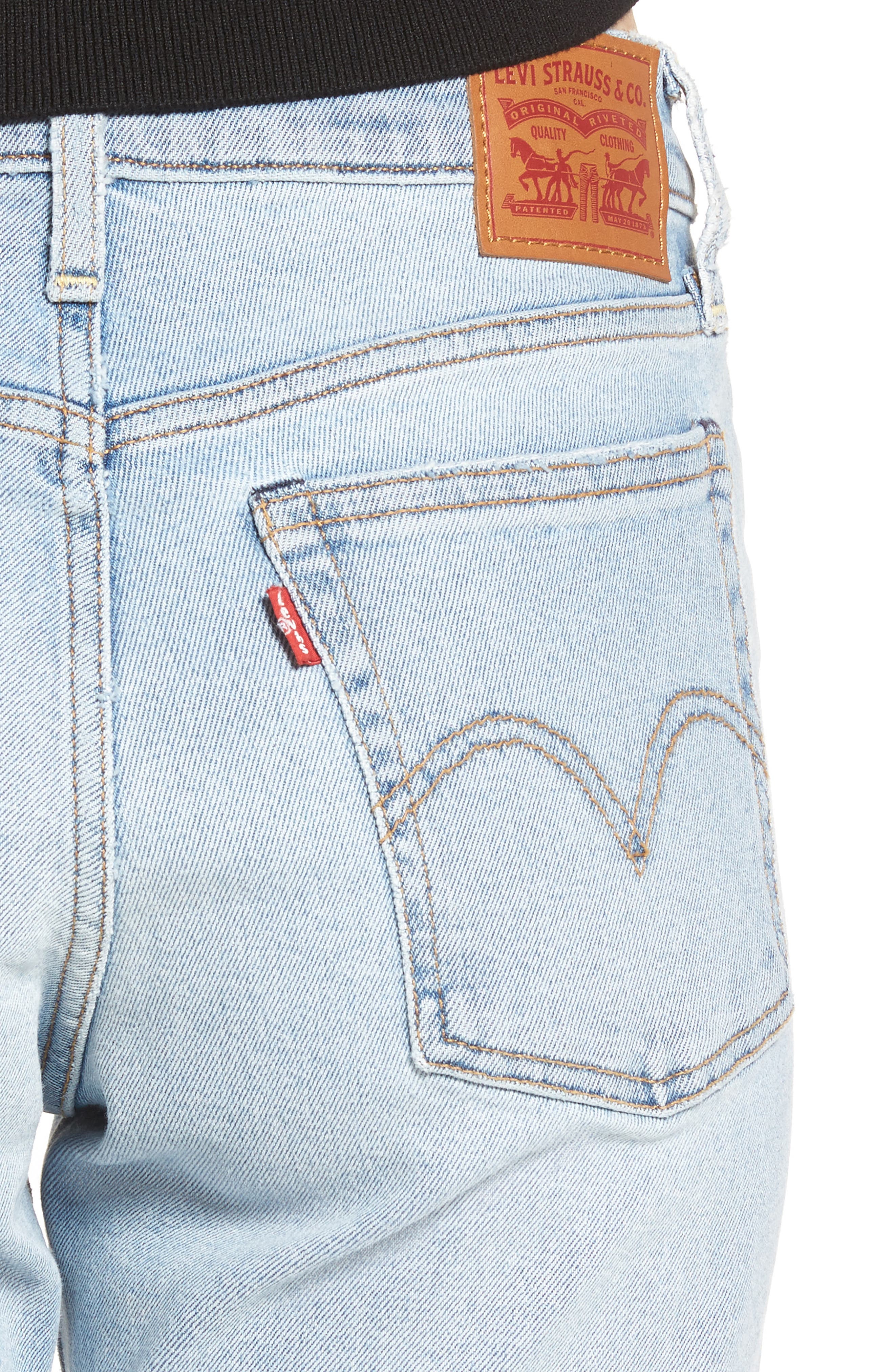 levi's wedgie icon fit jeans in bauhaus blues