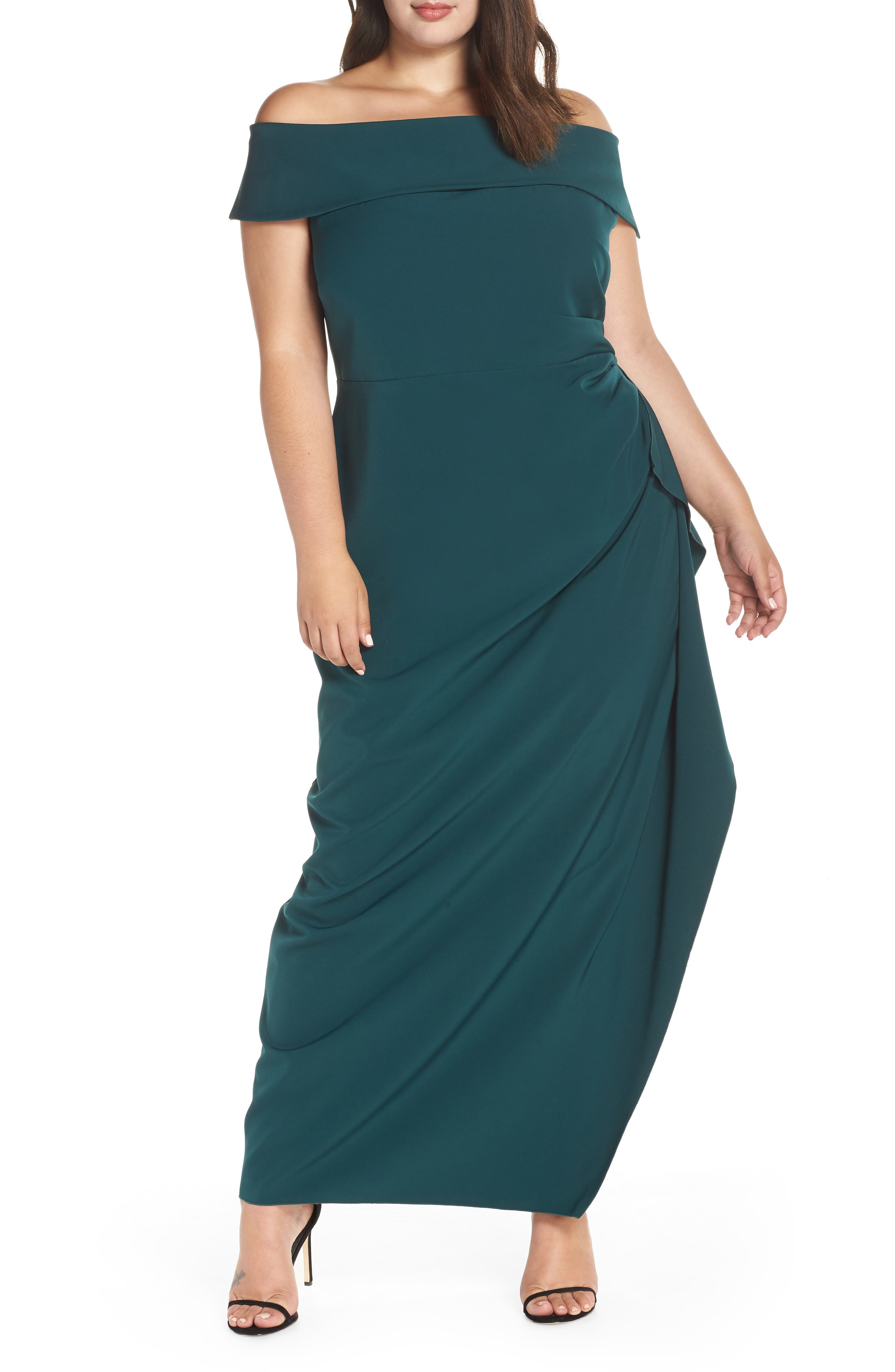 Plus Size Vince Camuto Side Ruched Off The Shoulder Gown