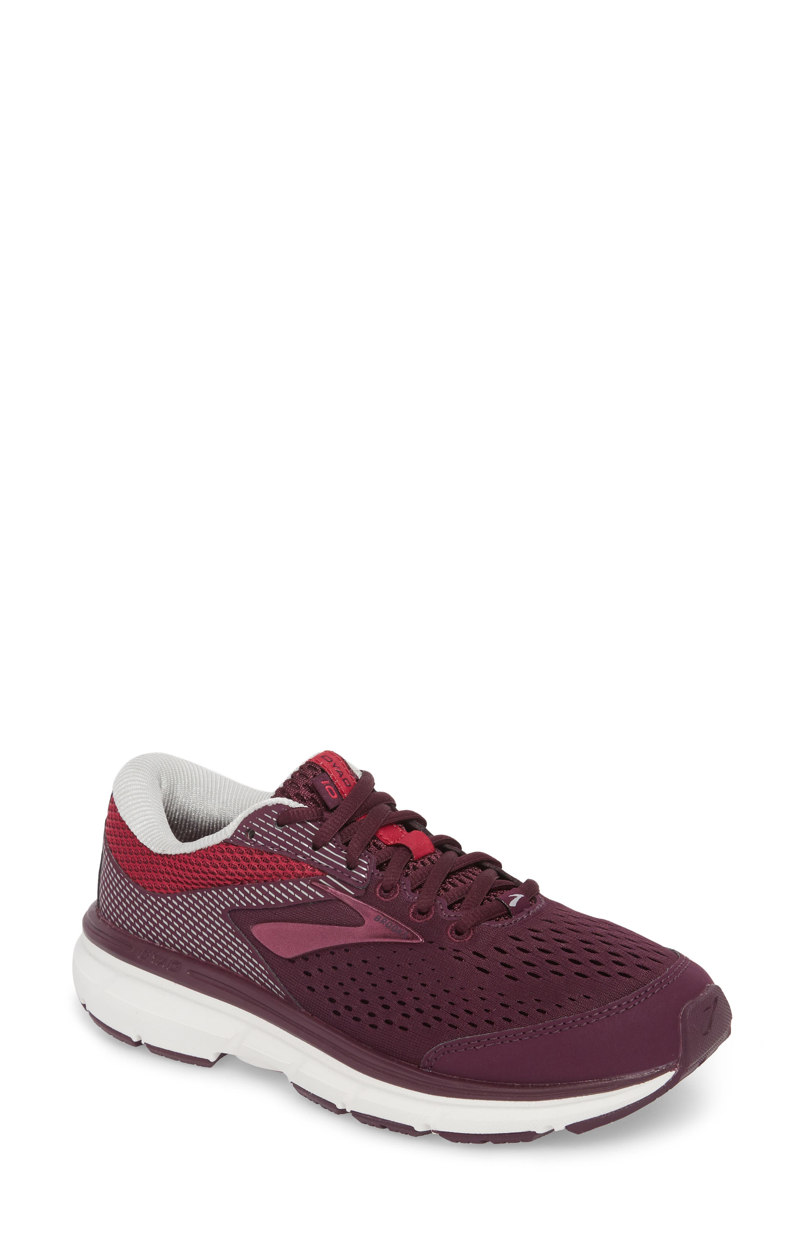 Brooks Dyad 10 Running Shoe, Burgundy