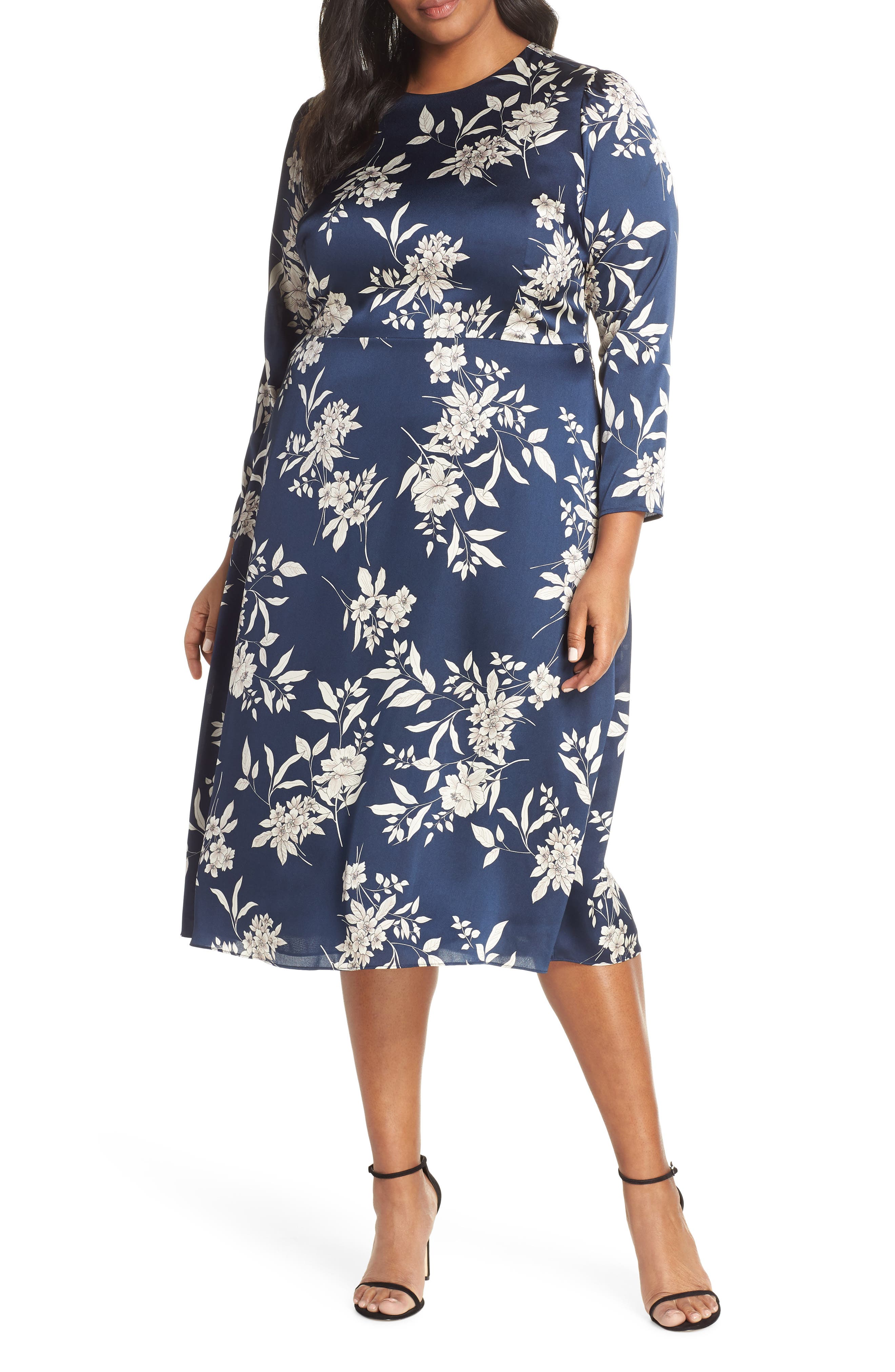 Plus Size Vince Camuto Etched Bouquet Midi Dress, Blue