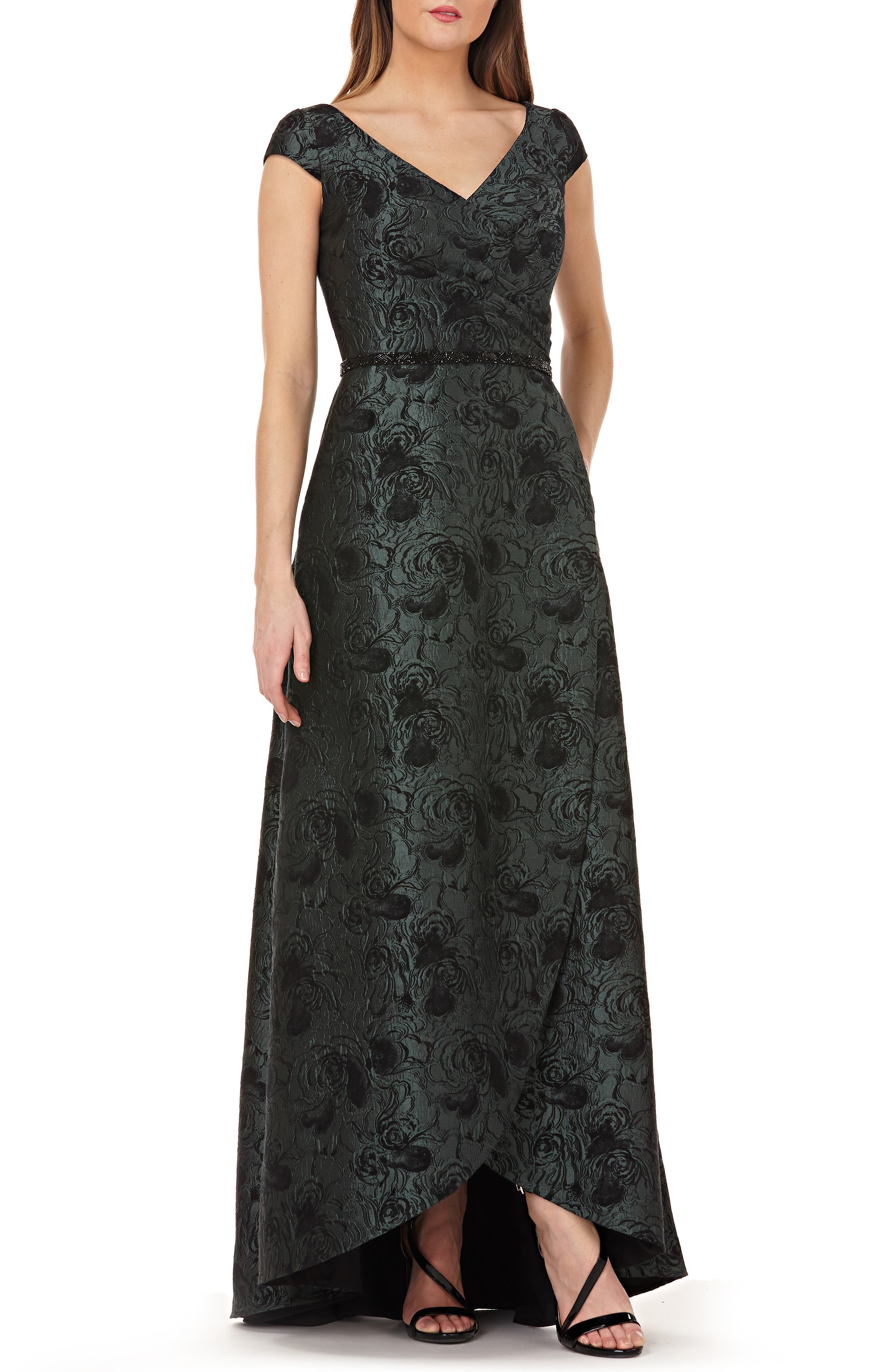 Carmen Marc Valvo Infusion Pleated Brocade Evening Dress