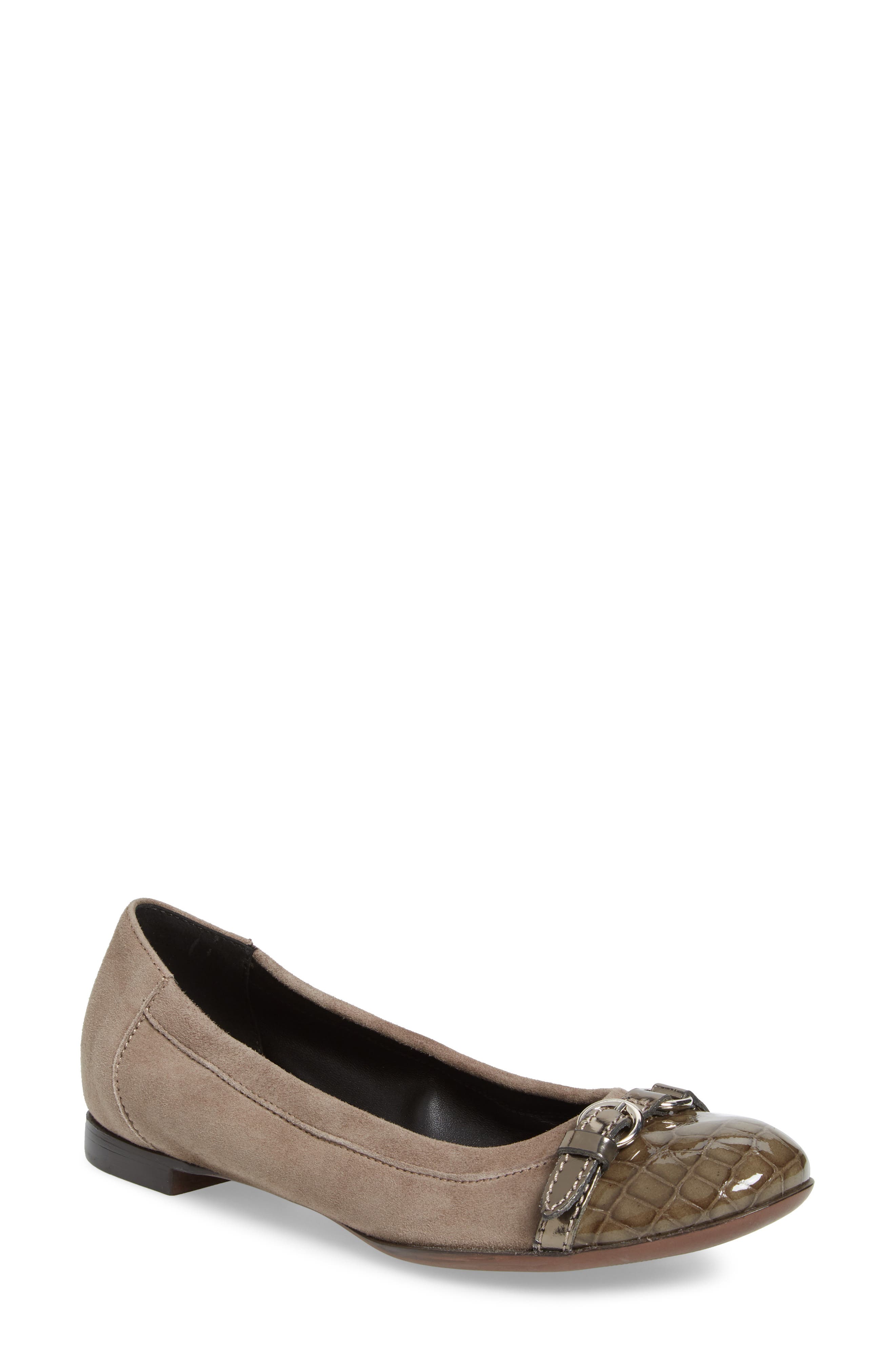 Agl Cap Toe Ballet Flat - Grey