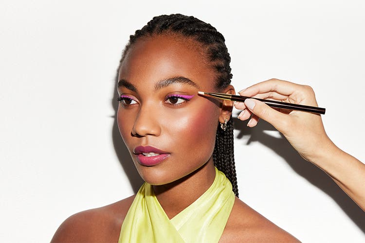 Winter Beauty: 8 Makeup And Hair Styles To Inspire Your Party Look This  Holiday
