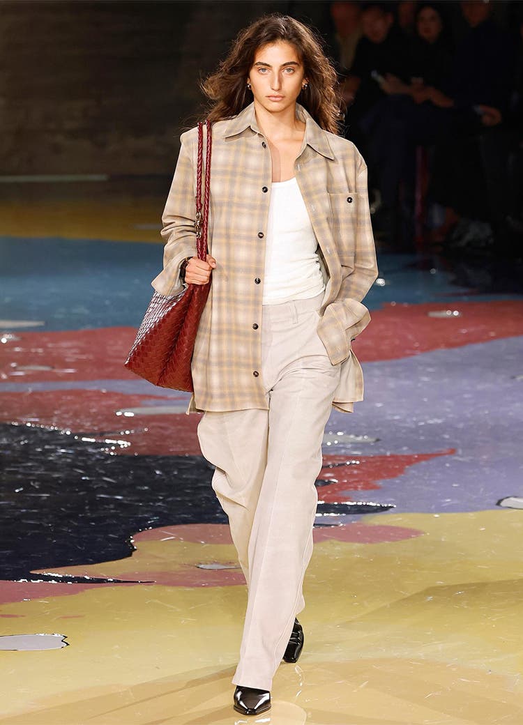 Bottega Veneta's Winter 23 pays homage to the power of Milanese