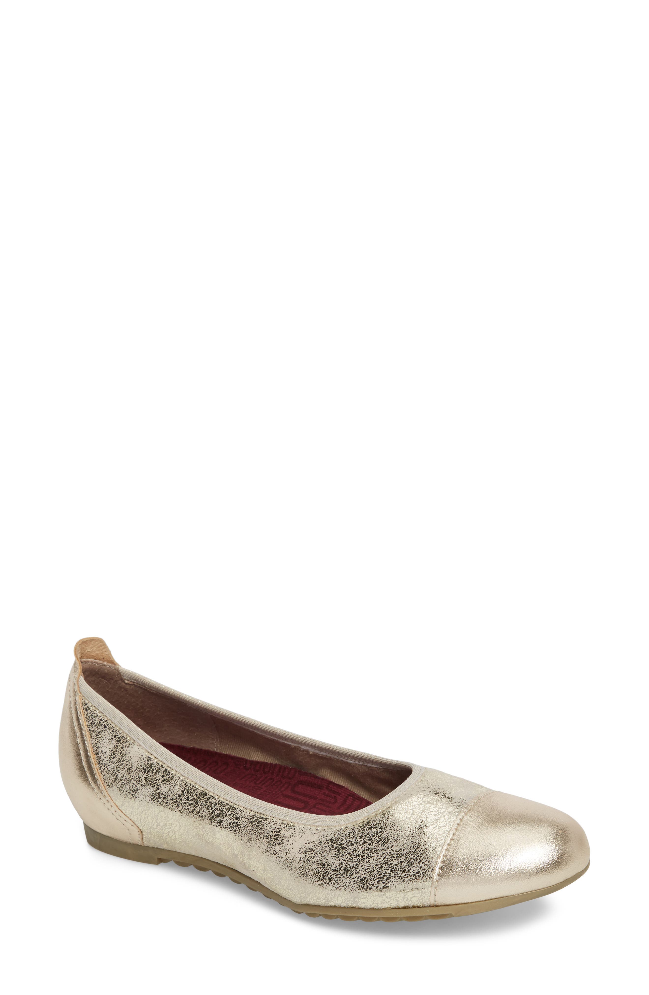 Munro Henlee Cap Toe Flat, Grey