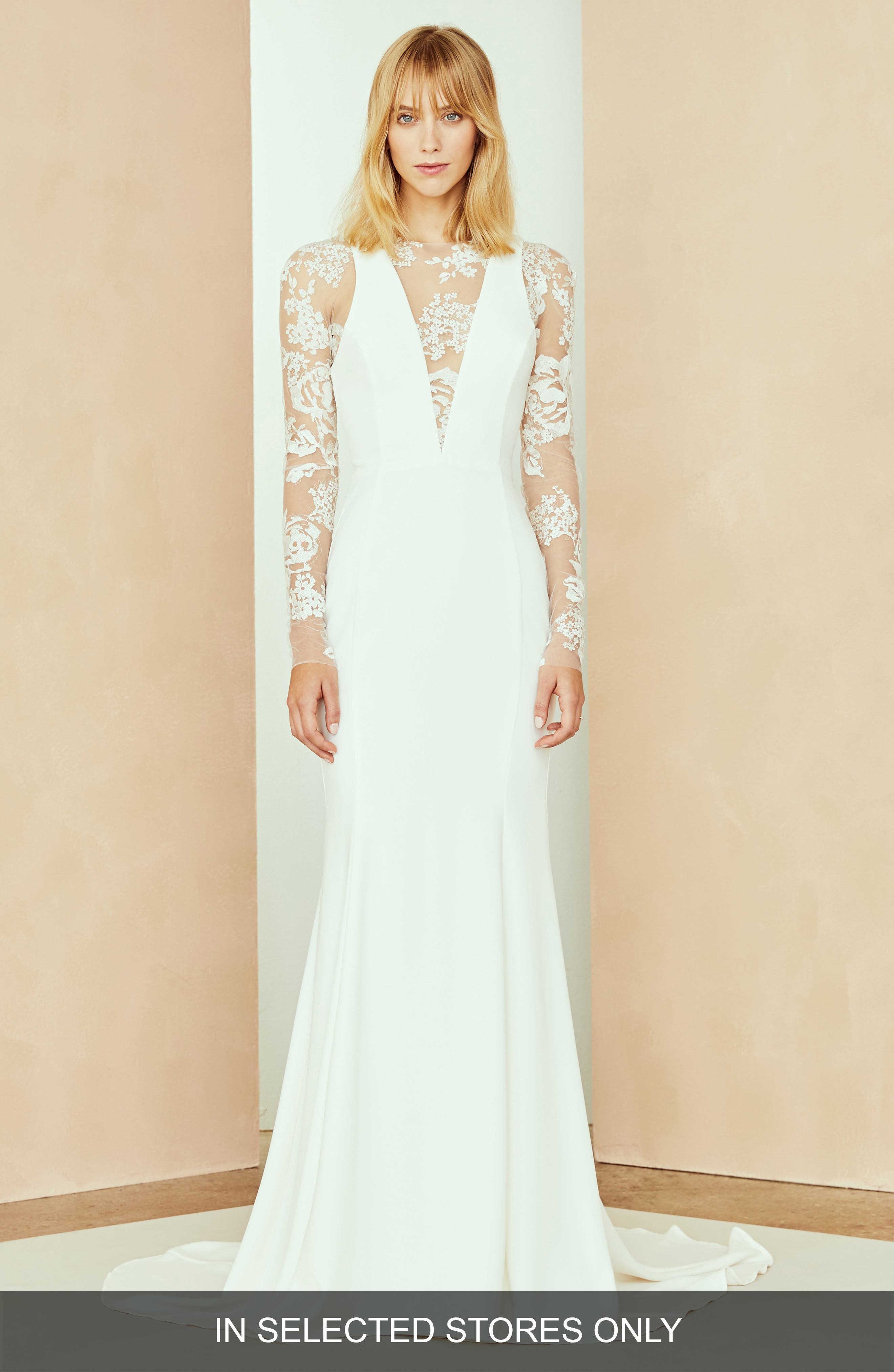 Nouvelle Amsale Ash Lace V-Neck Dress, Size - Ivory