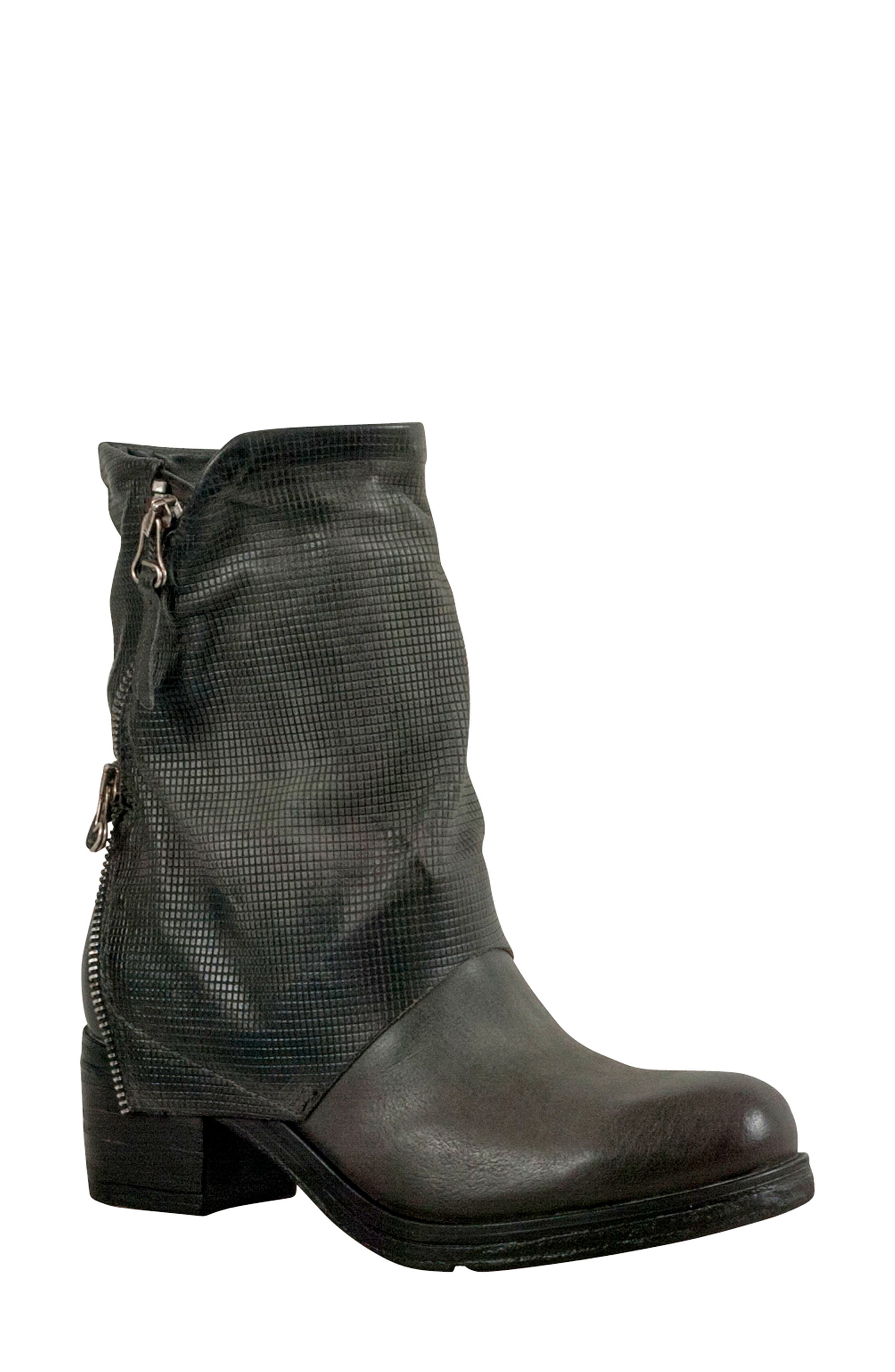 Miz Mooz Skylar Boot Grey