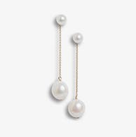 Pearl drop earrings.