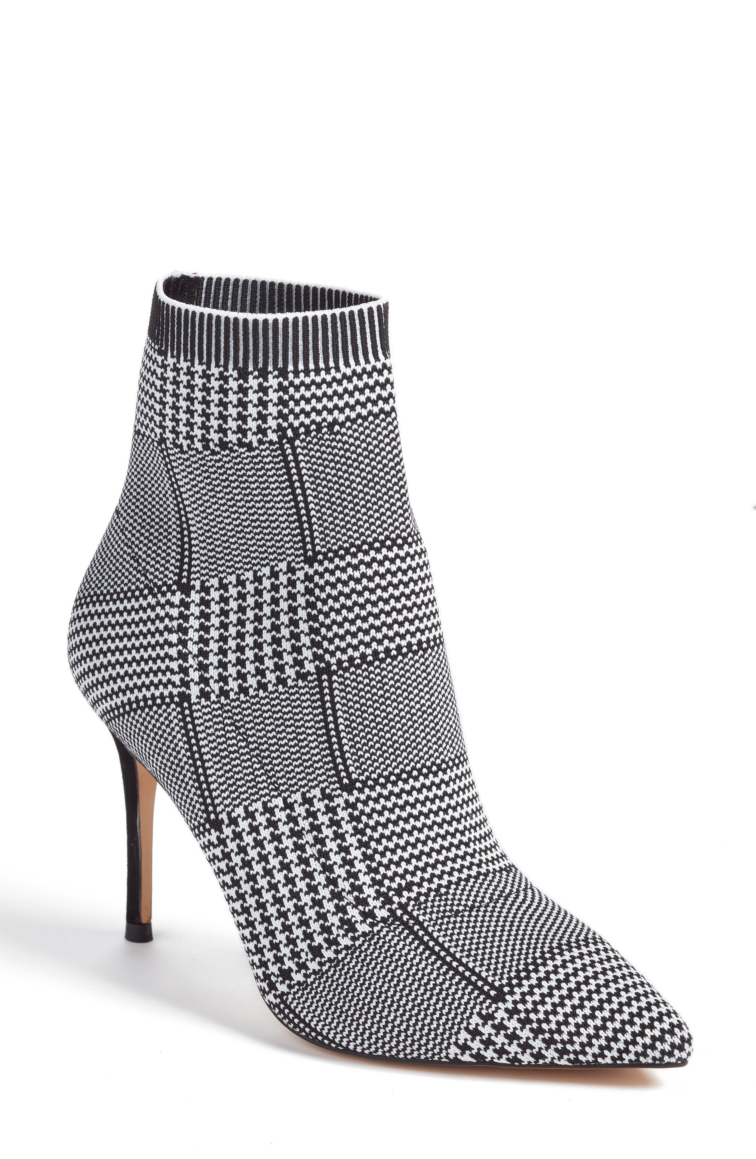 Something Navy Nix Bootie, Black