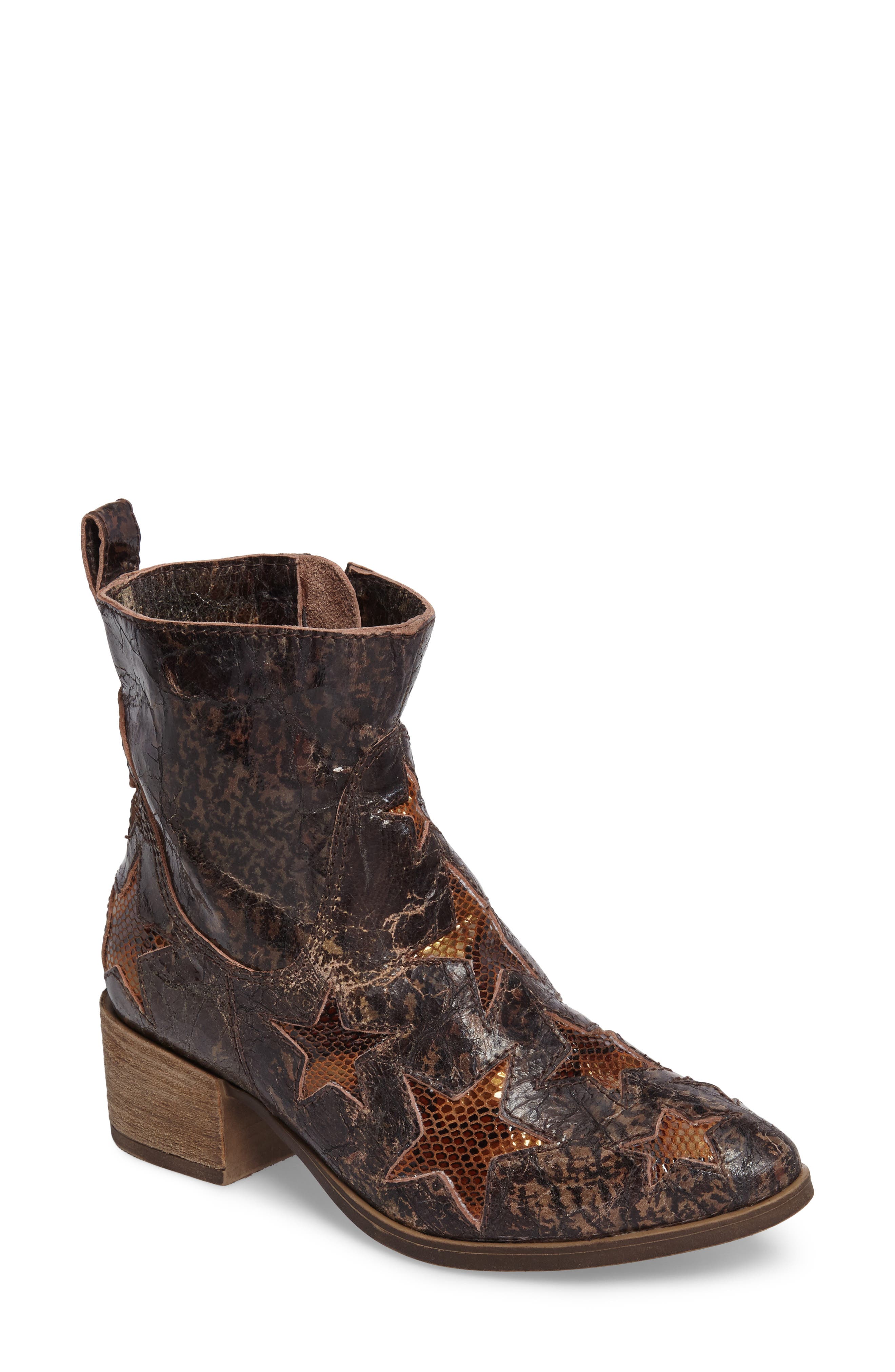 Sheridan Mia Crinkle Finish Star Bootie, Brown