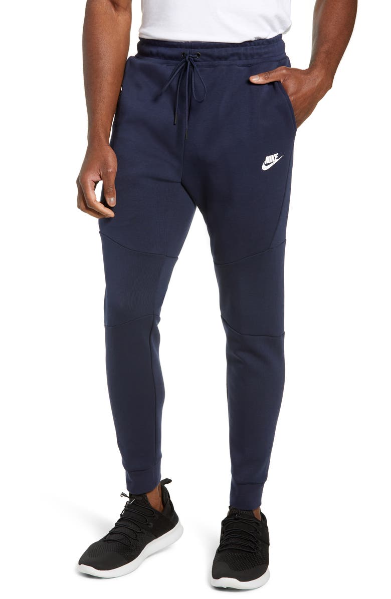 nike fleece tech jogger nike fleece tech jogger