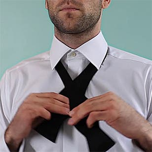 How to Tie a Bow Tie, Step 2