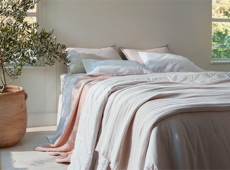 Bedding Collections, Comforters, Quilts, Duvets & Sheets