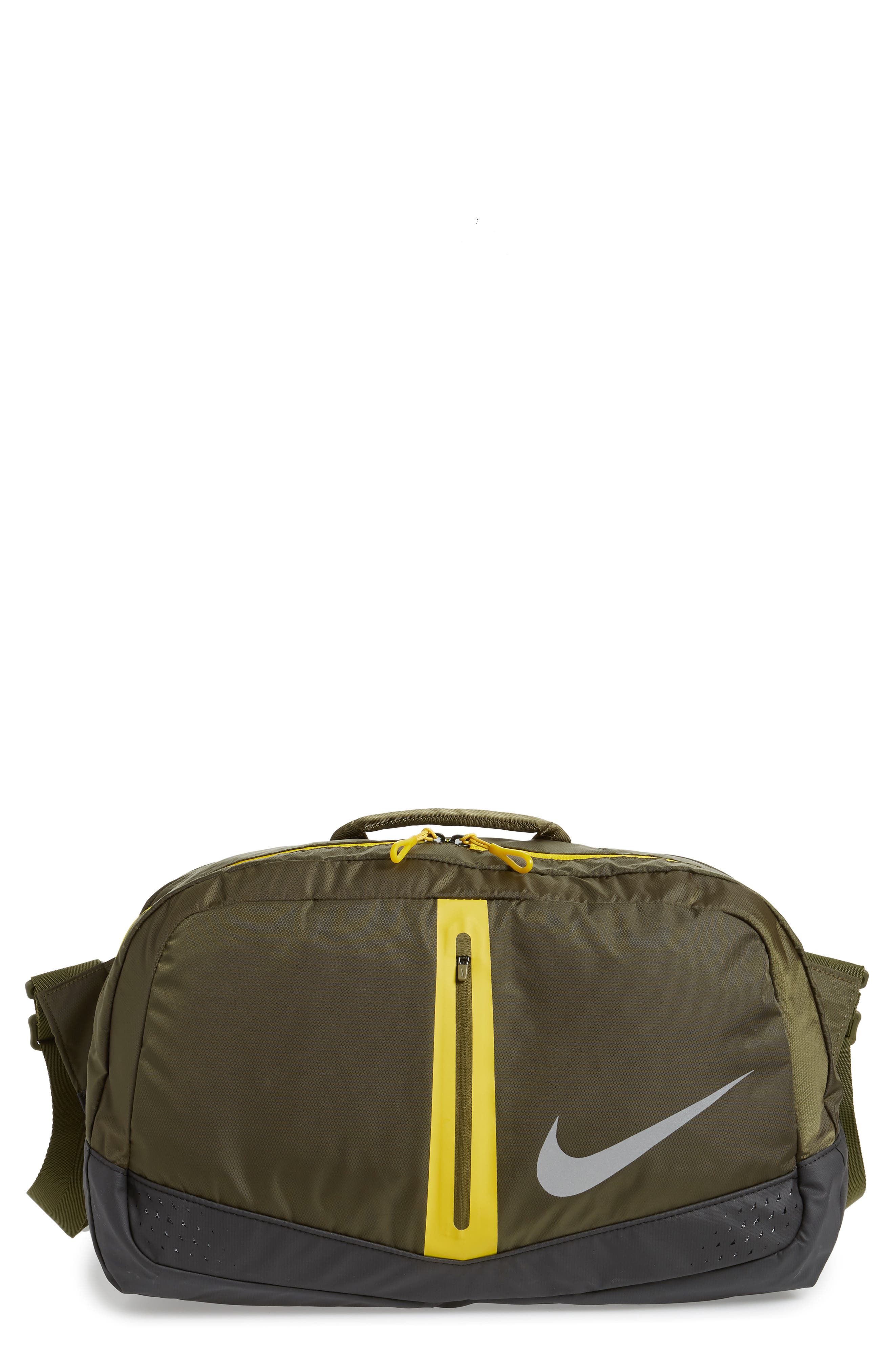 Mens Duffle Bags Handbags / Purses / Luggage