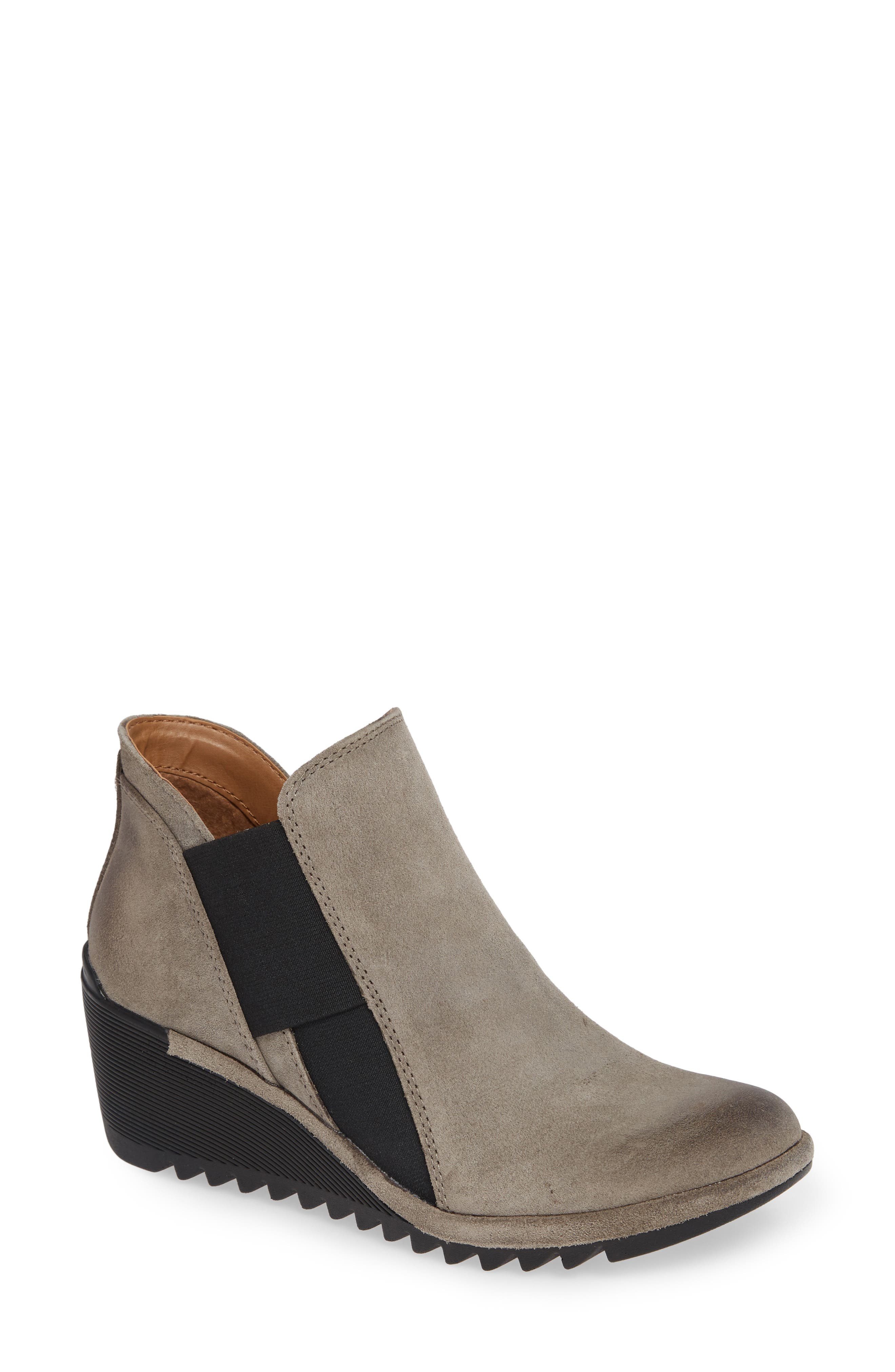 Comfortiva Altair Wedge Bootie, Grey