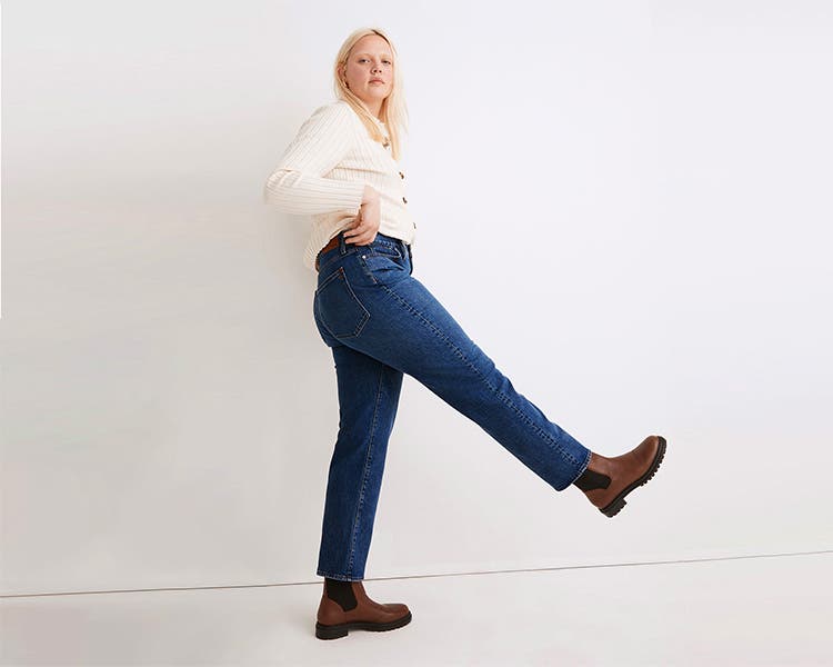 Different ways to style Mom Jeans to Work