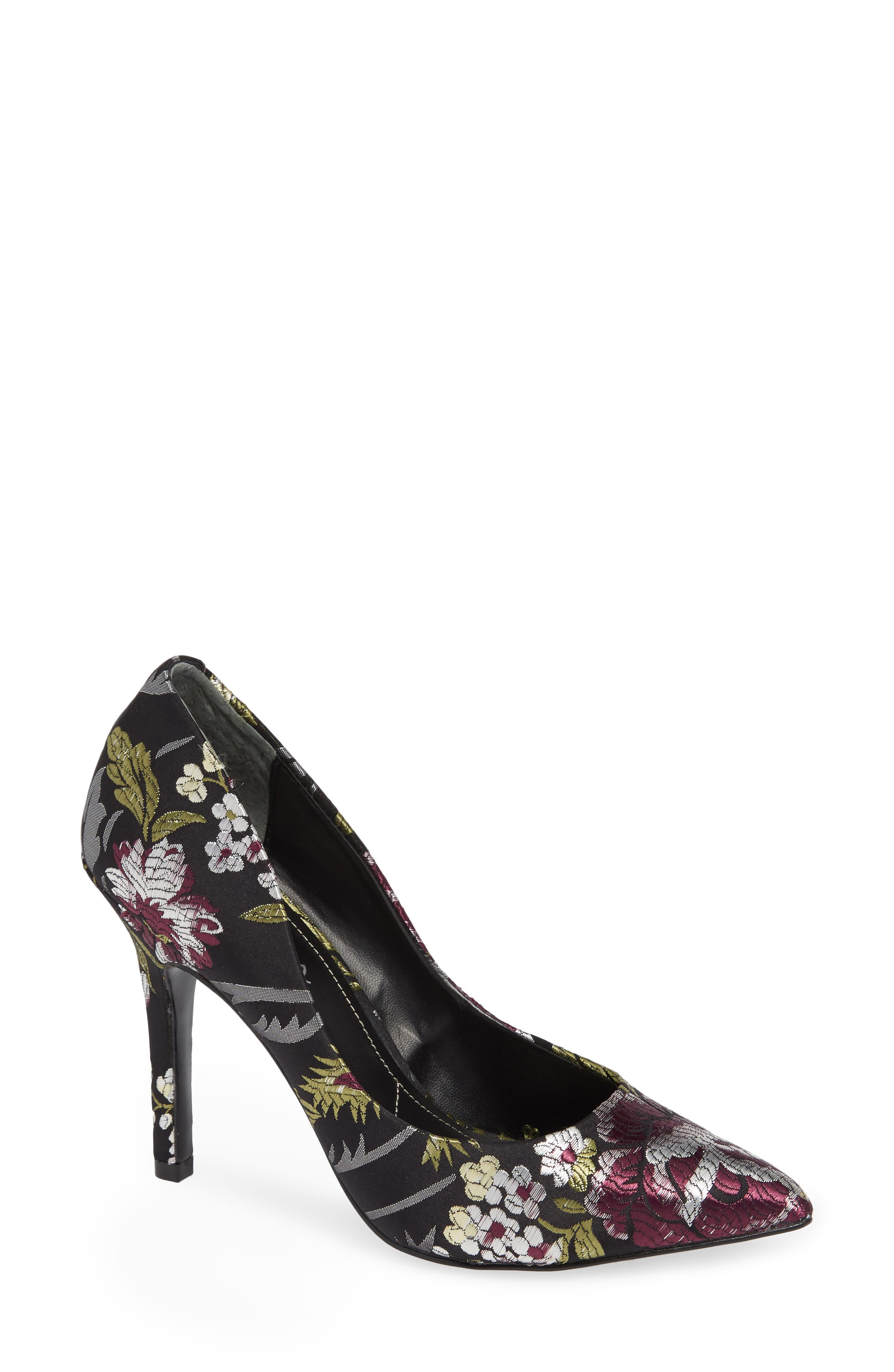 Charles By Charles David Maxx Pointy Toe Pump, Black