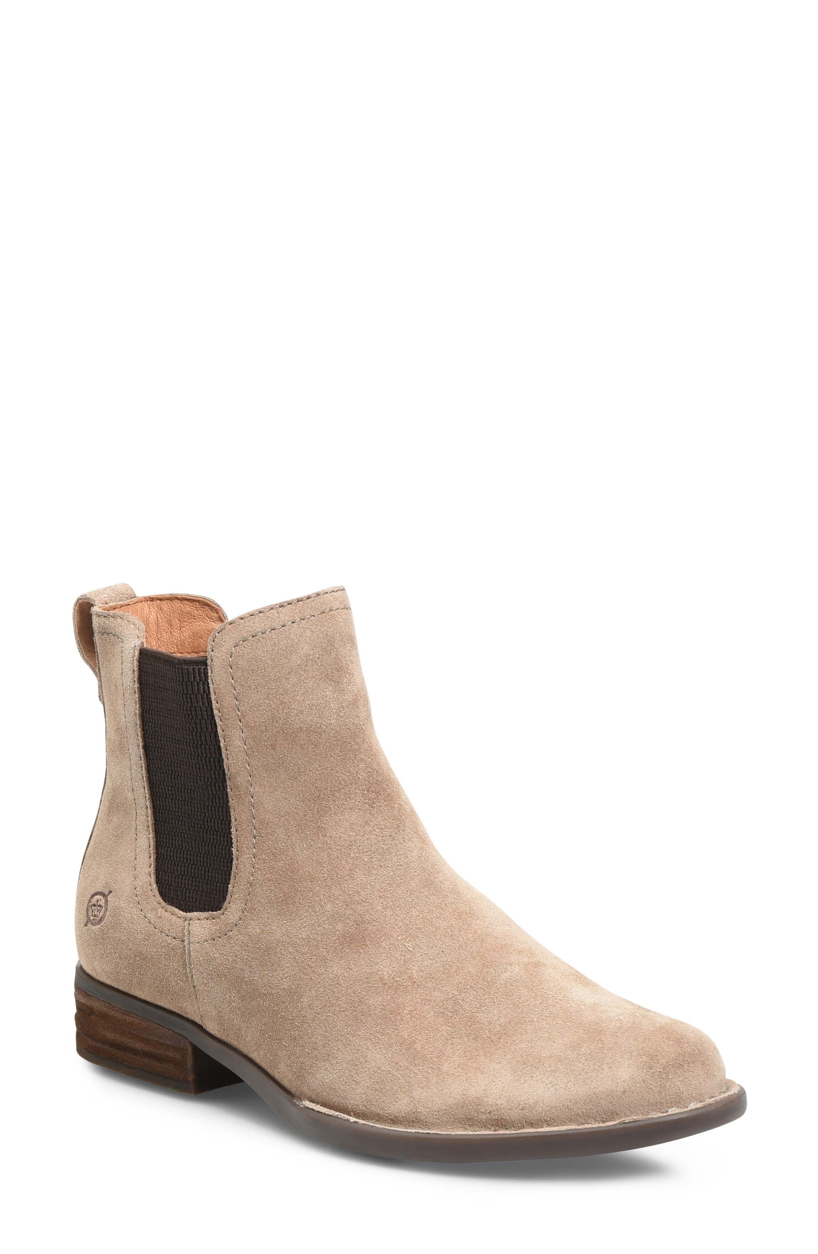 B?rn Casco Chelsea Boot, Beige