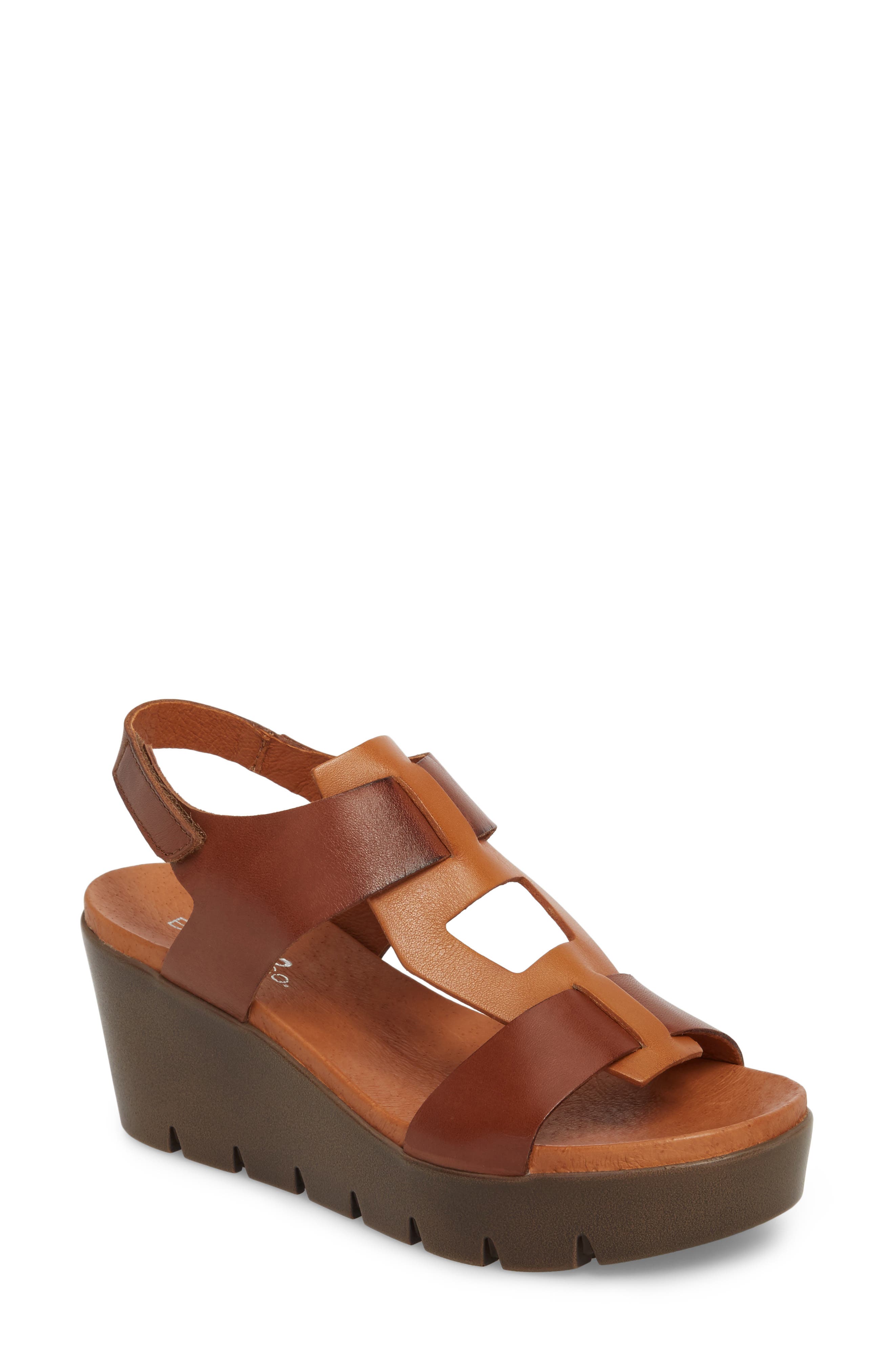Bos. & Co. Somo Platform Wedge Sandal - Brown