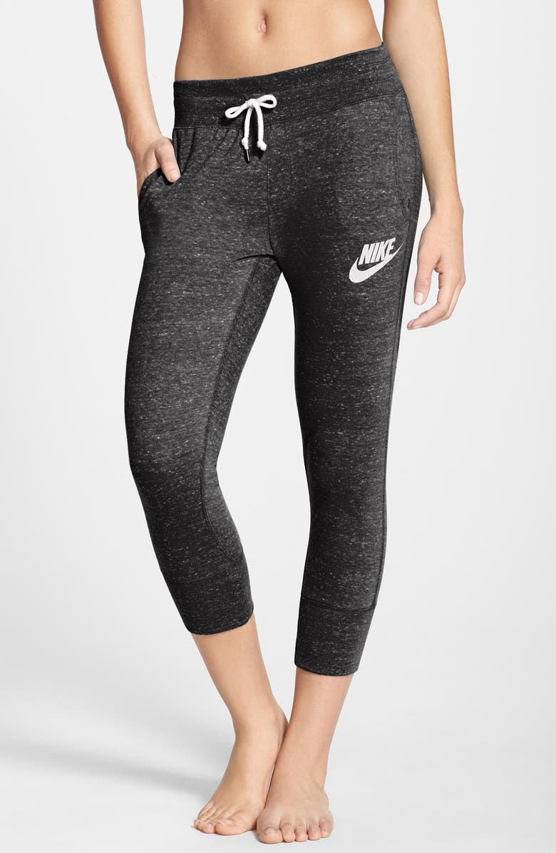 Nike 'Gym Vintage' Capri Sweatpants | Nordstrom