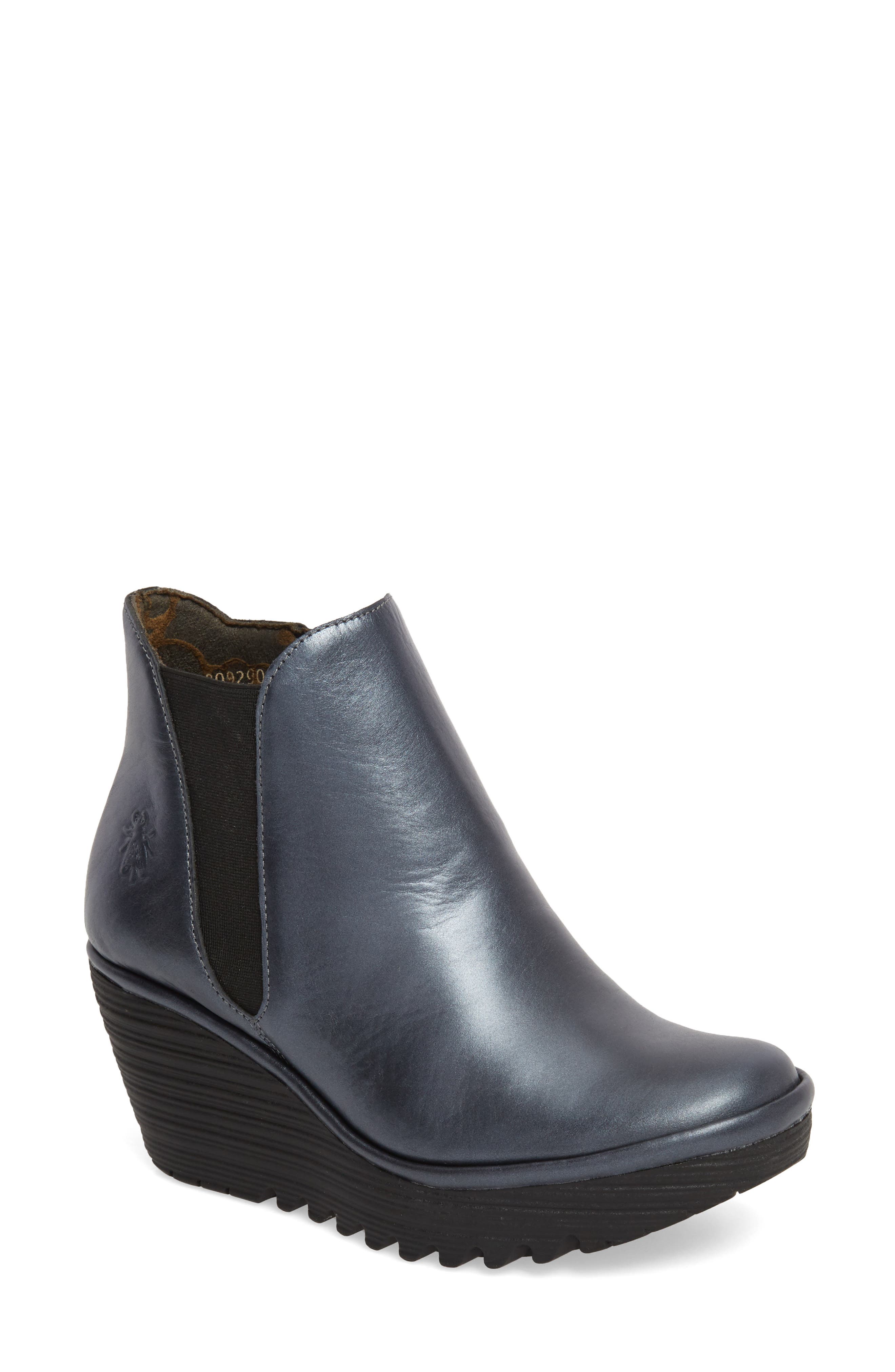 Fly London Yozo Wedge Boot,10.5- Grey