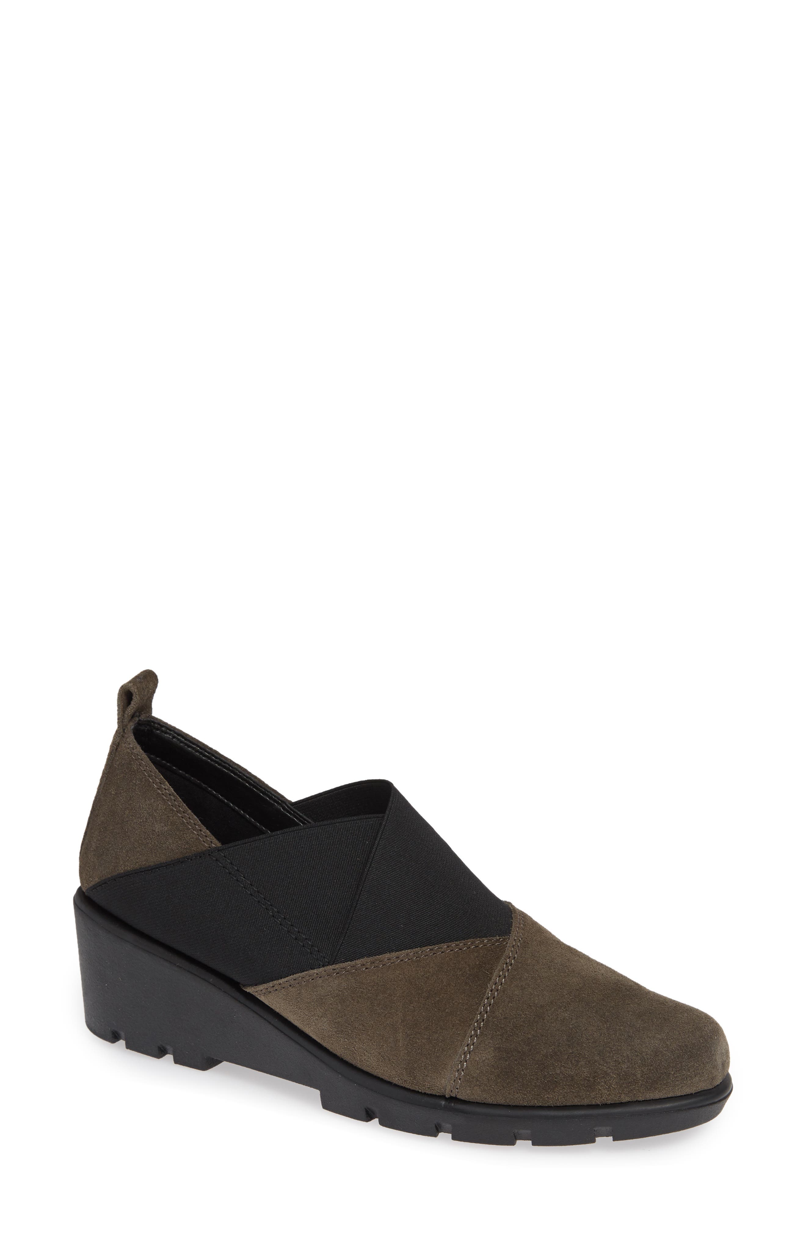 The Flexx Crosstown Slip-On Shoe, Brown