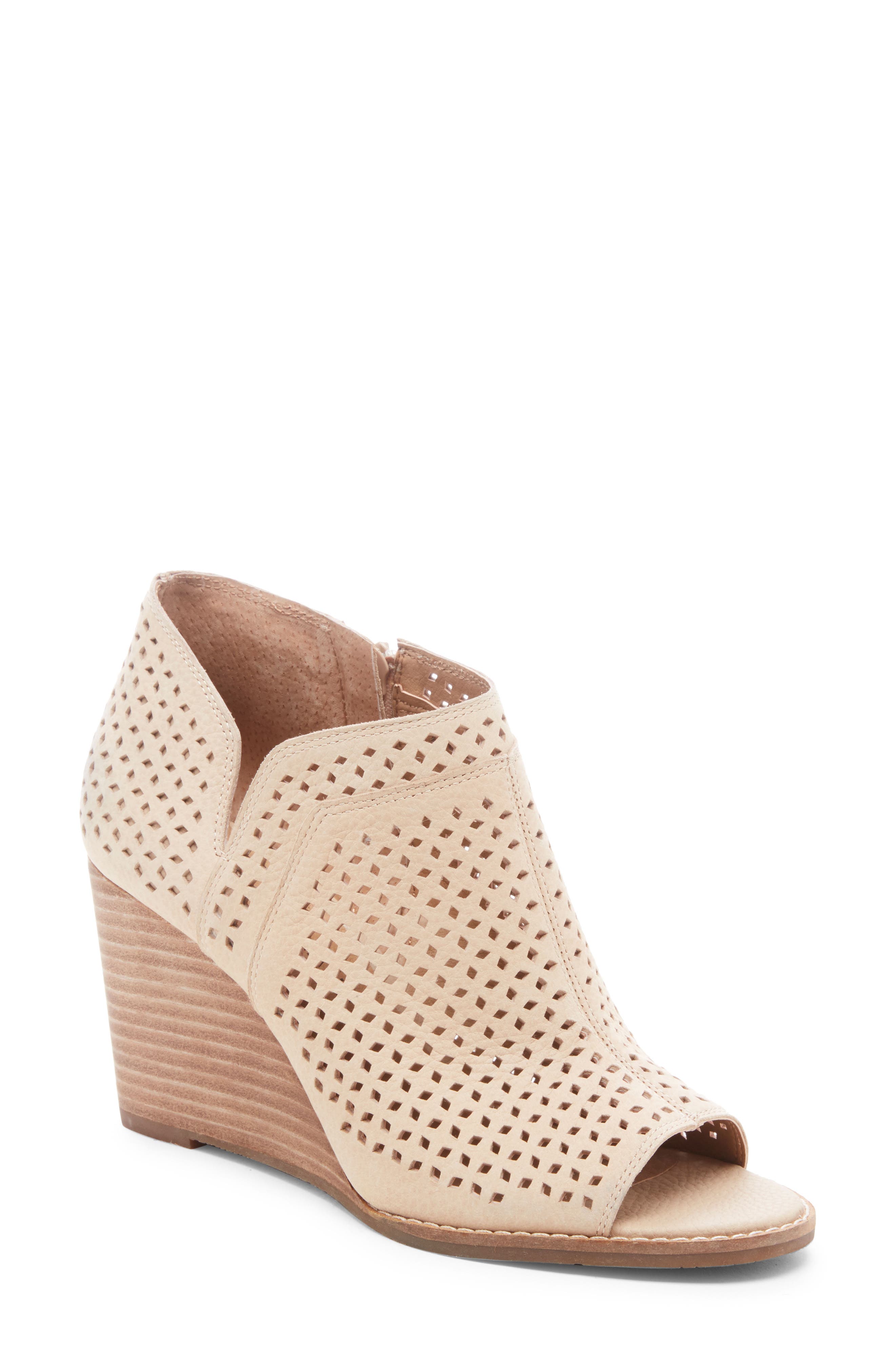Lucky Brand Jazley Wedge Bootie, Beige