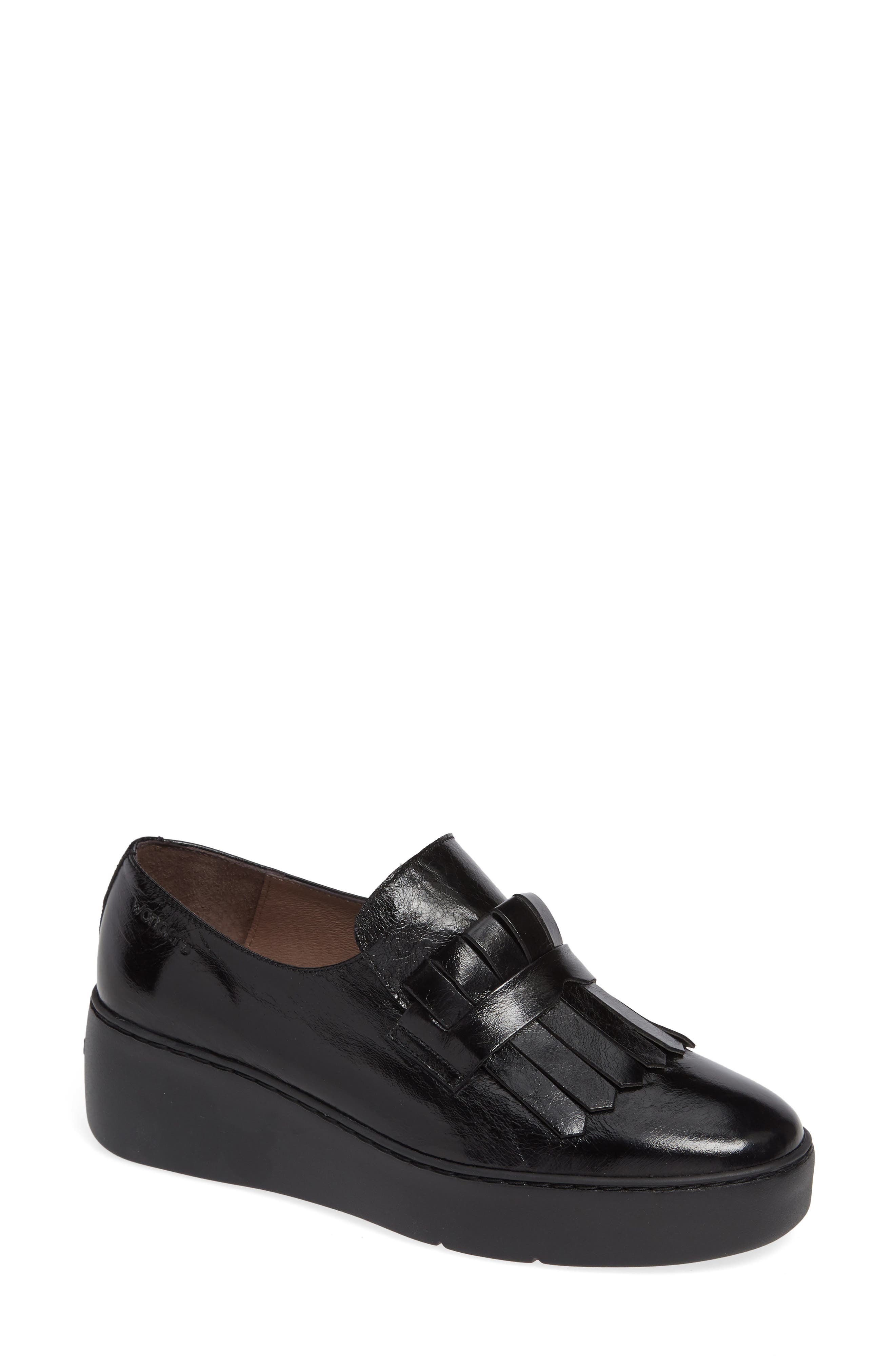Wonders Kiltie Platform Loafer - Black