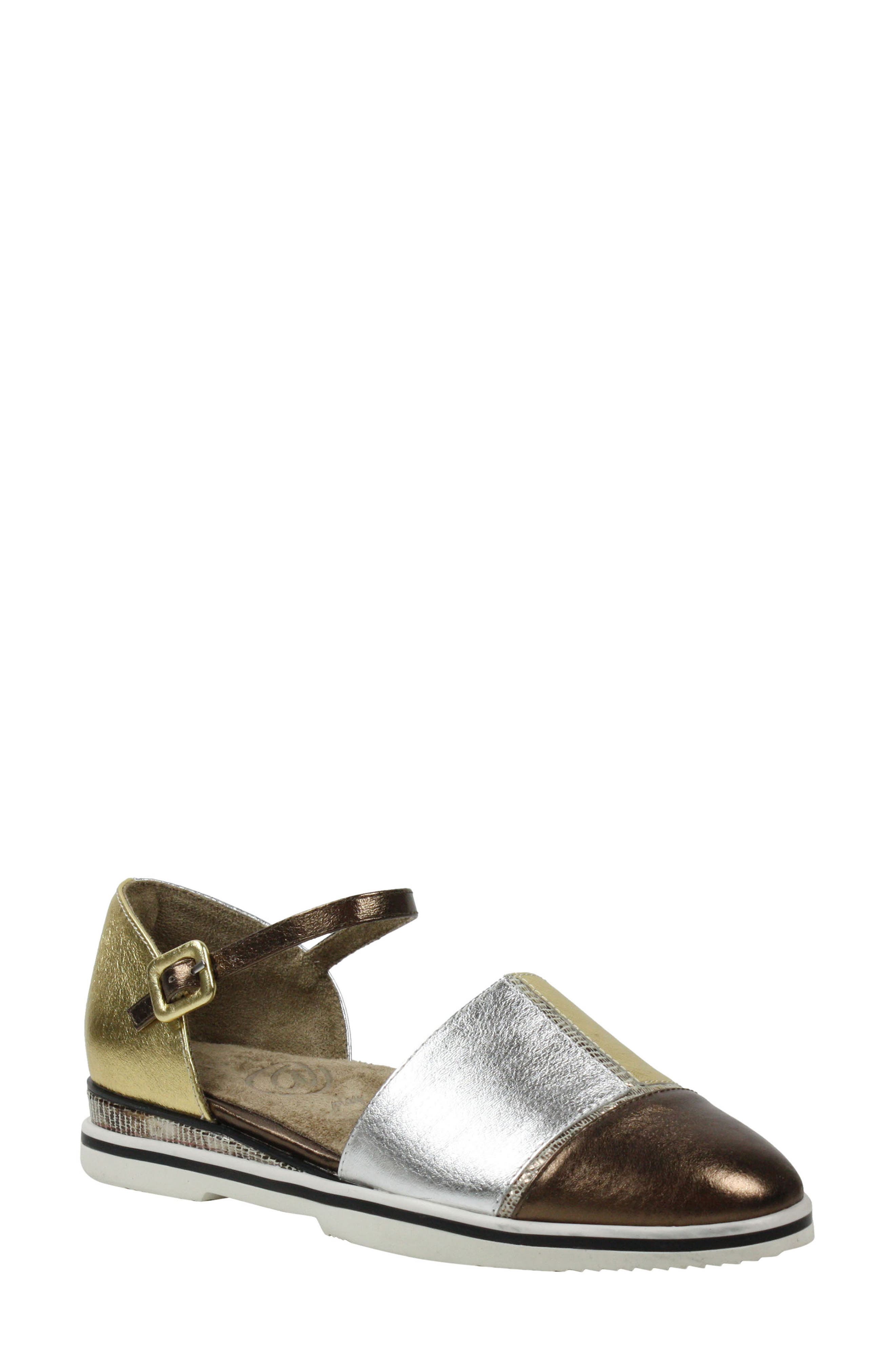 J. Renee Lonnell Sandal, Metallic