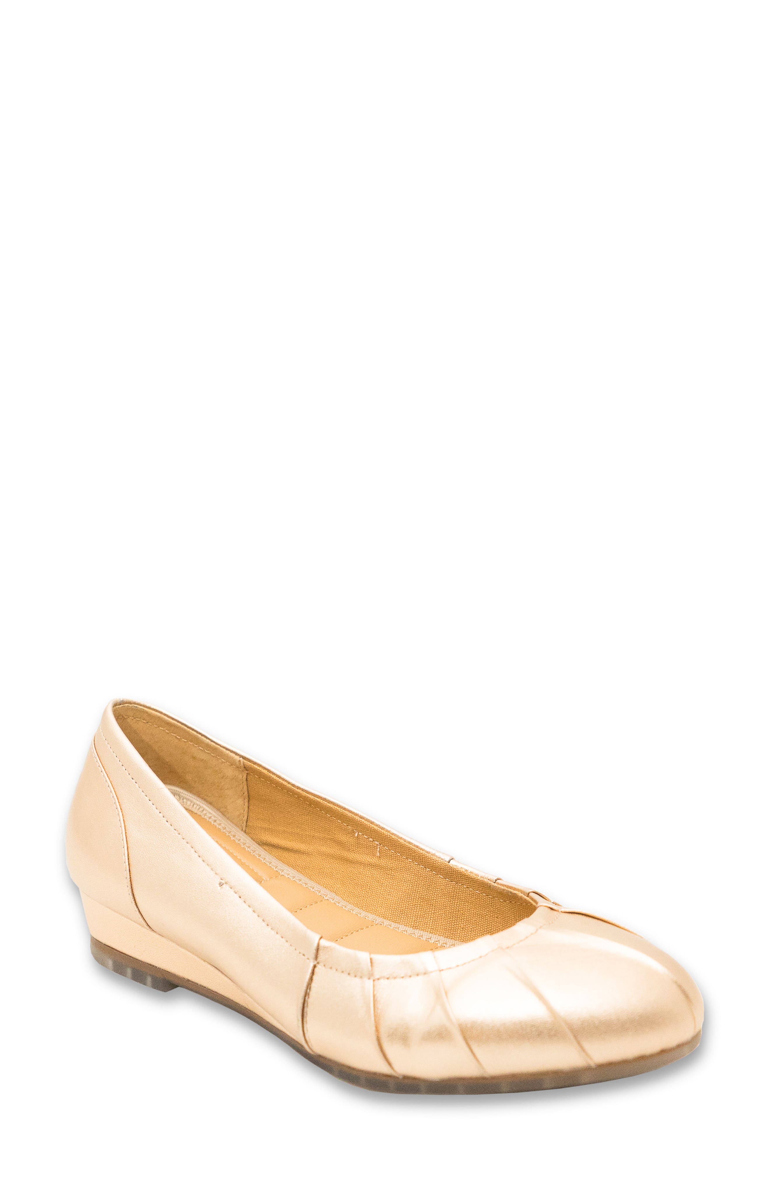 Me Too Marcie Pleated Wedge- Metallic